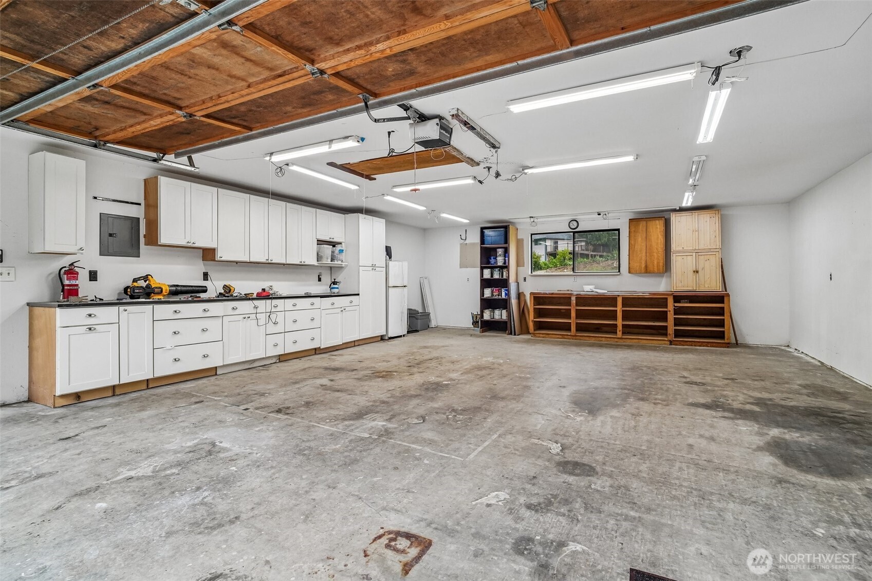 215 105th Avenue Property Photo 25