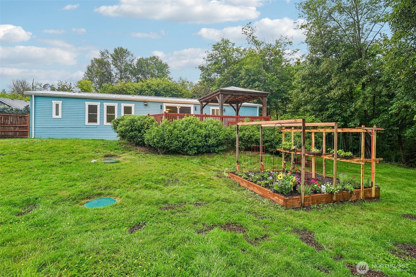 215 105th Avenue Property Photo 29