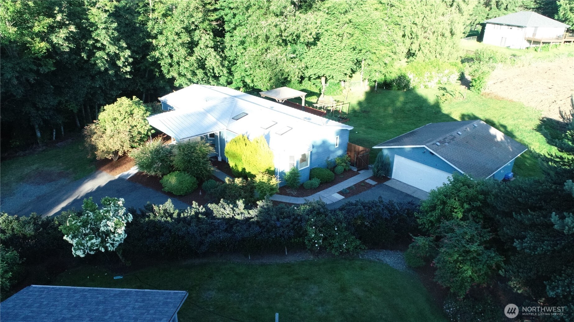 215 105th Avenue Property Photo 34