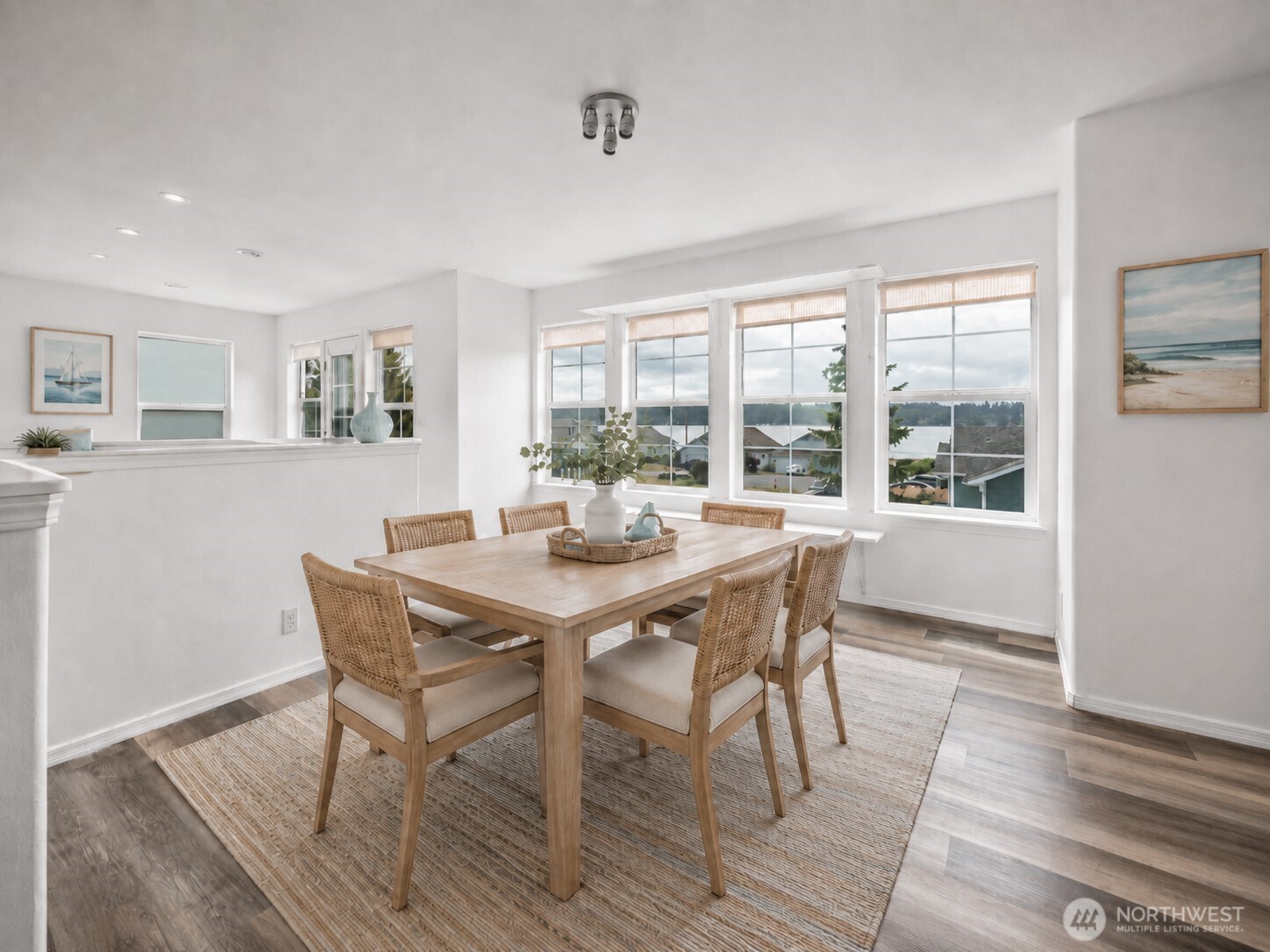 1086 Landing Circle Property Photo 11