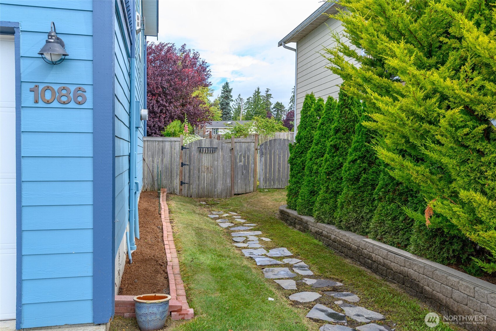 1086 Landing Circle Property Photo 34
