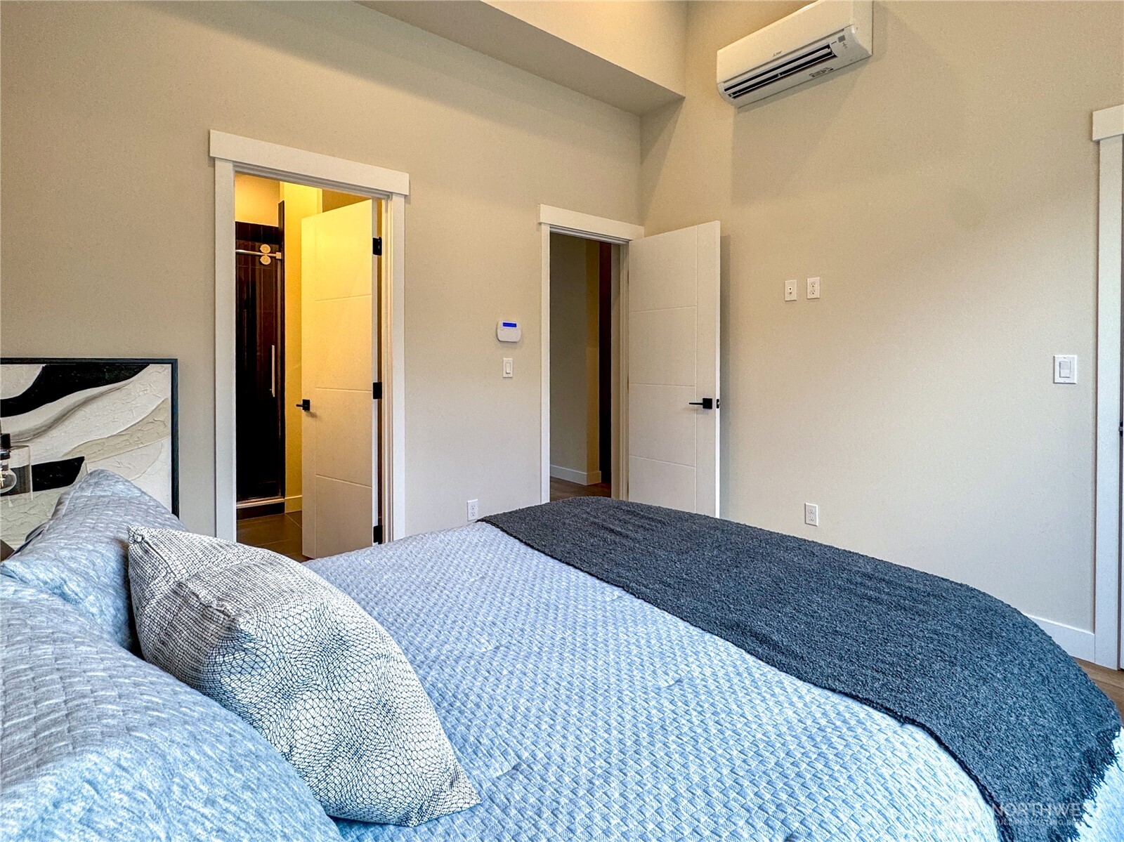 6947 42nd Avenue Property Photo 11
