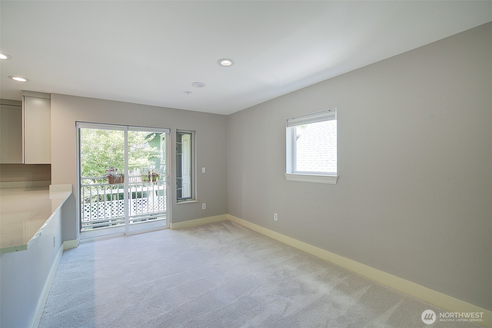 215 20th Avenue 307 Property Photo 9