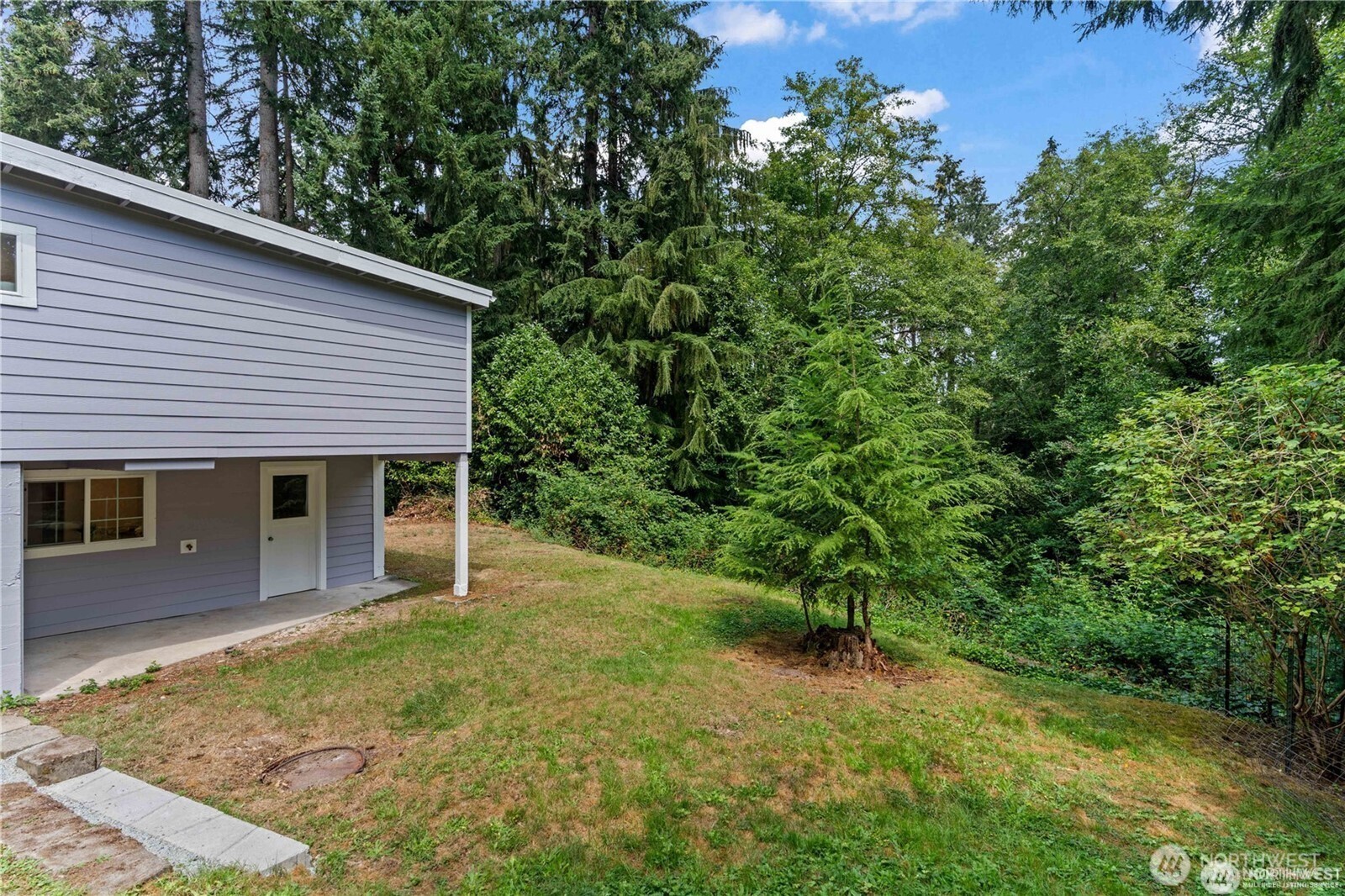 2749 Parkway Drive Property Photo 25