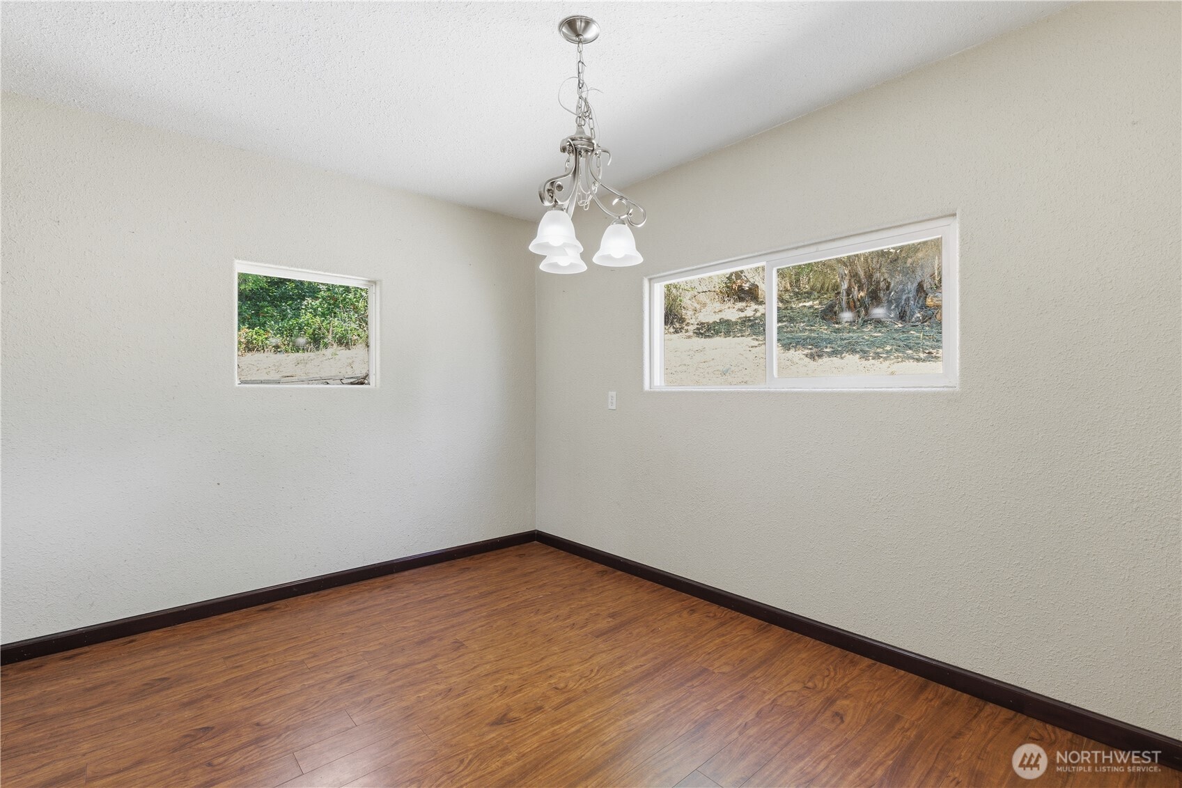 410 W Bartlett Street Property Photo 11