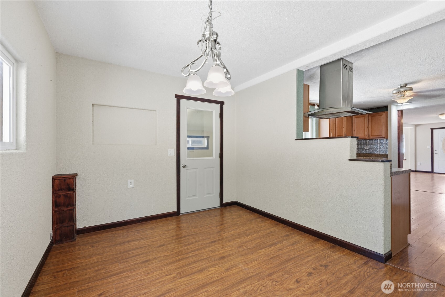 410 W Bartlett Street Property Photo 12