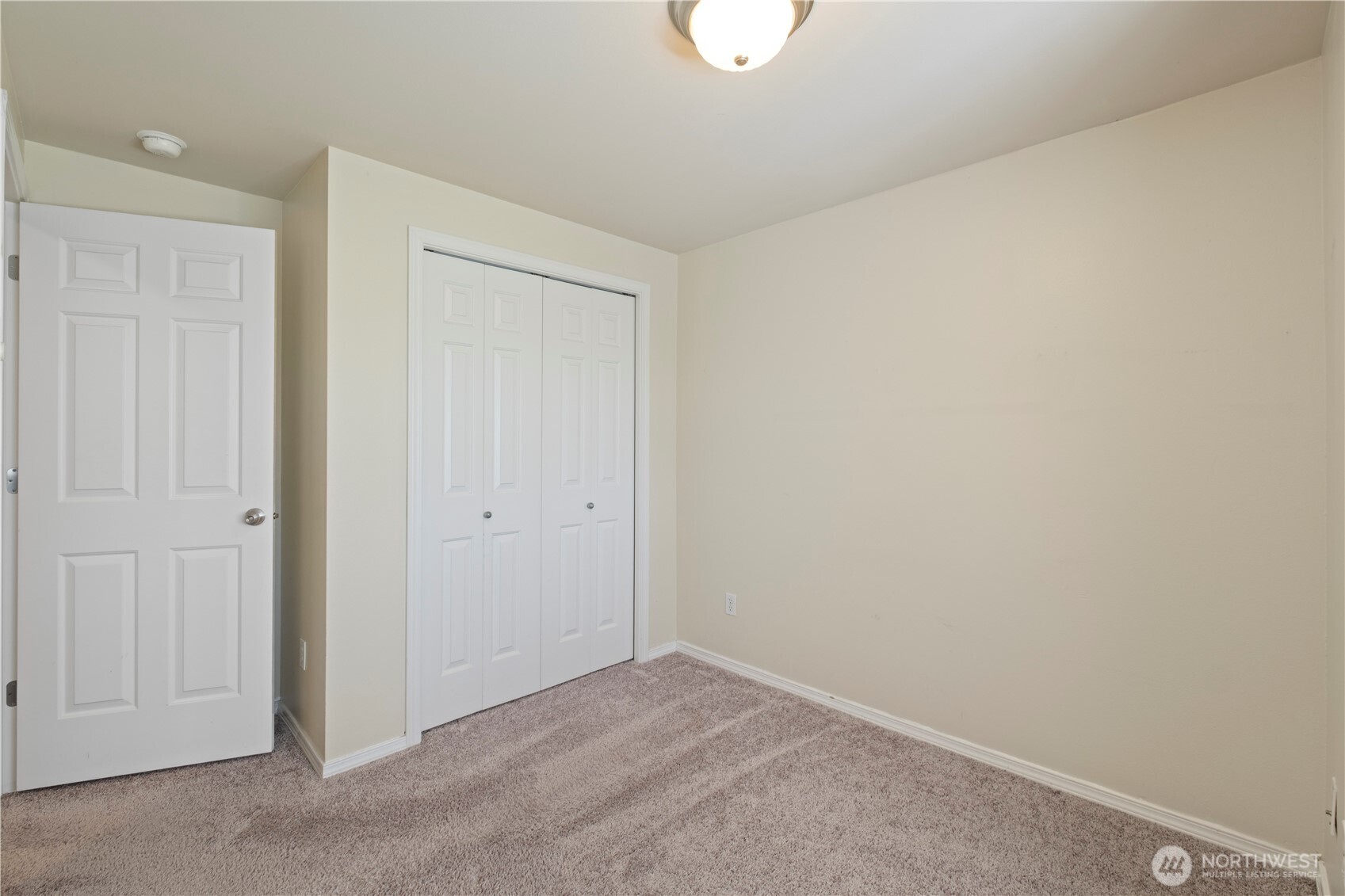 443 Ne Ravenna Boulevard B Property Photo 18