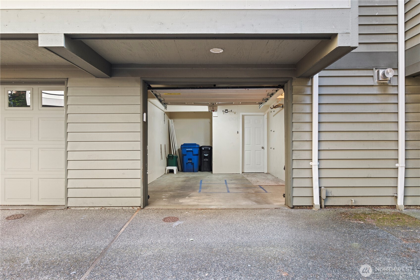 443 Ne Ravenna Boulevard B Property Photo 24