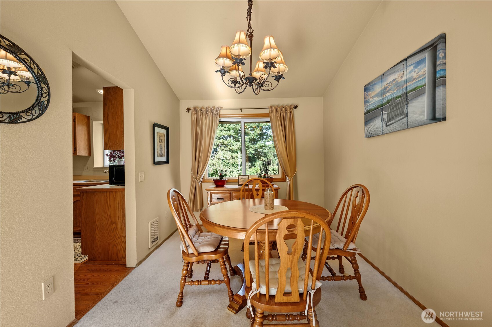 2711 148th Street Property Photo 8