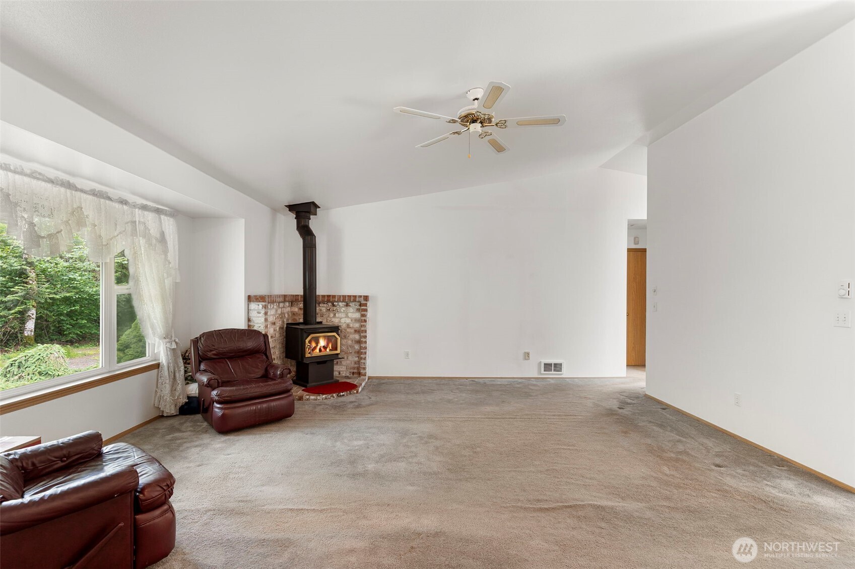 10615 135th Avenue Property Photo 7