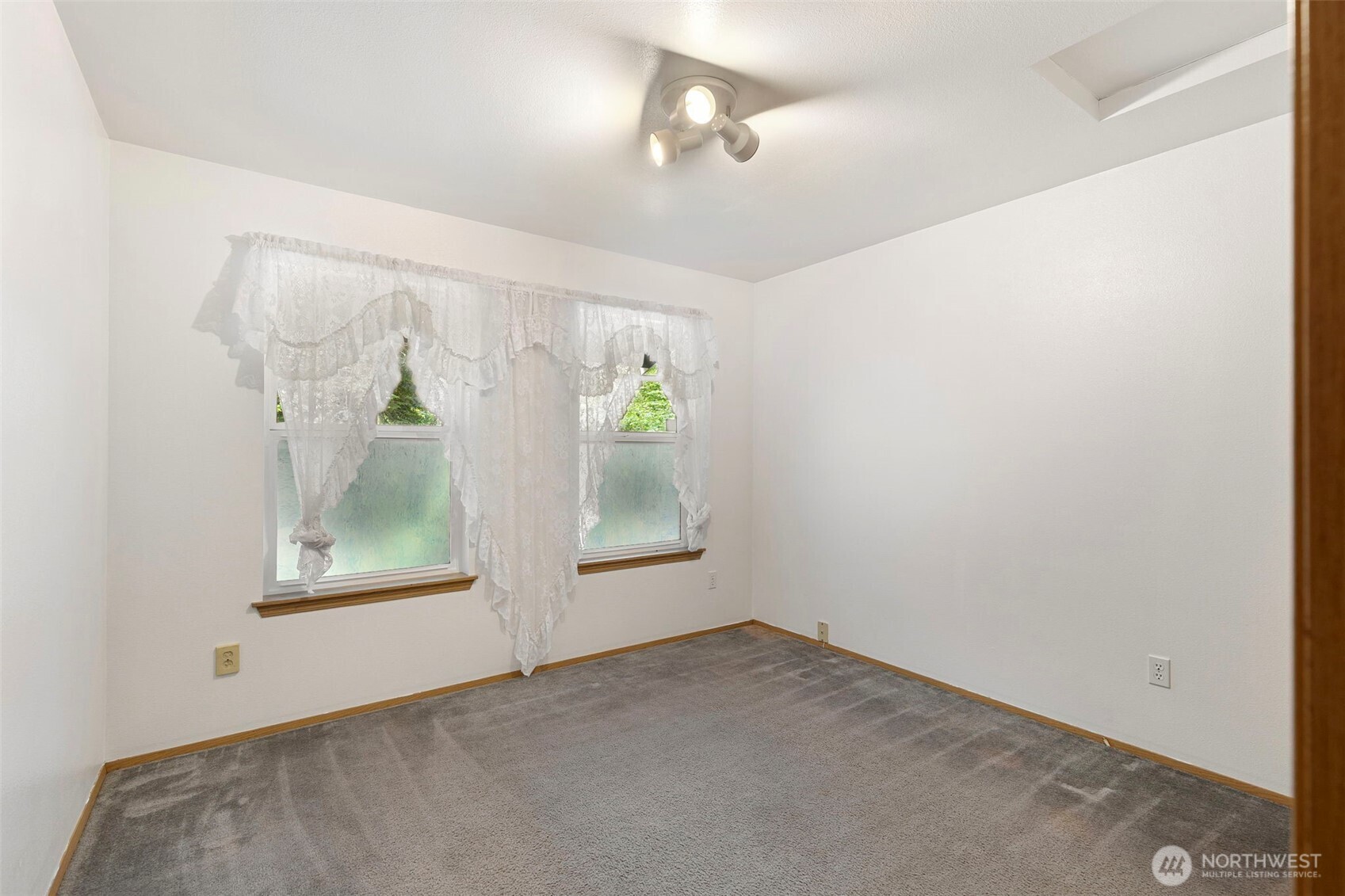 10615 135th Avenue Property Photo 22