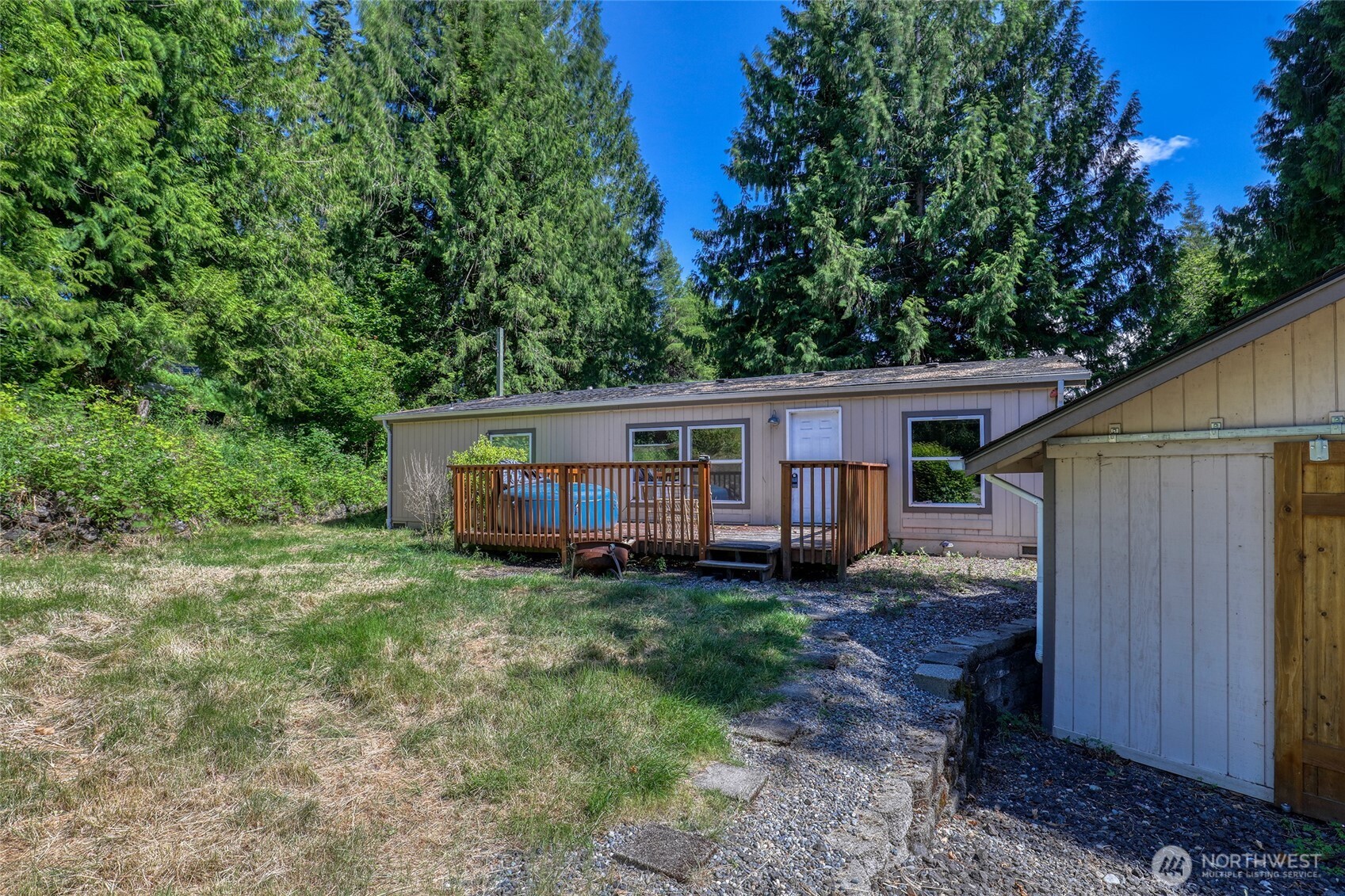 2035 Chico Way Property Photo 1