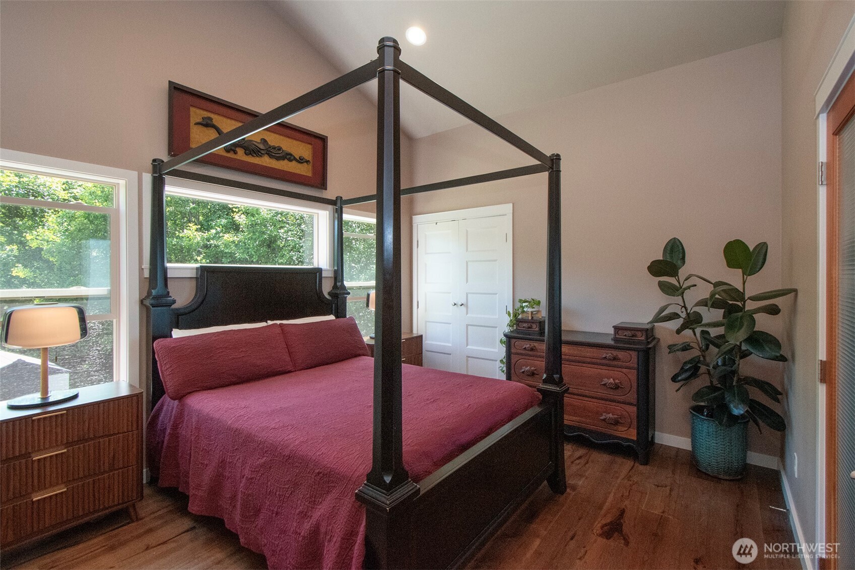 1117 Walker Street Property Photo 19