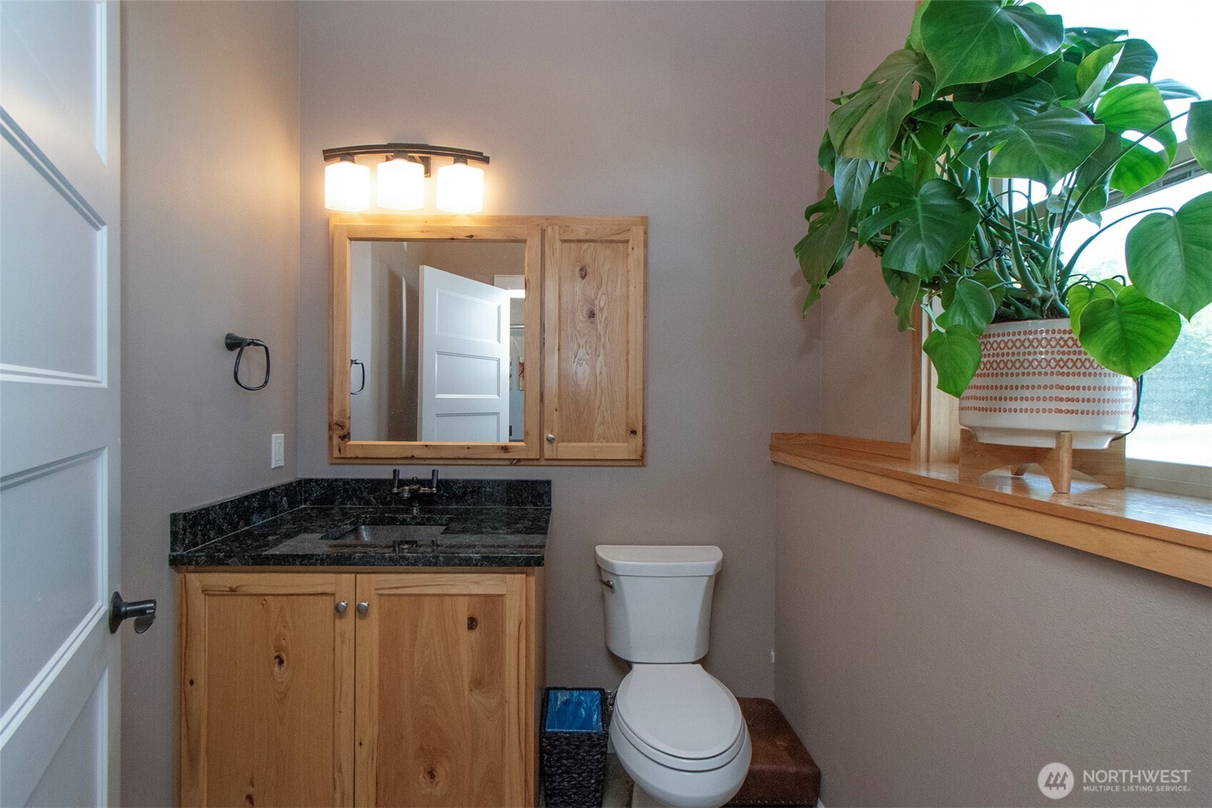 1117 Walker Street Property Photo 33