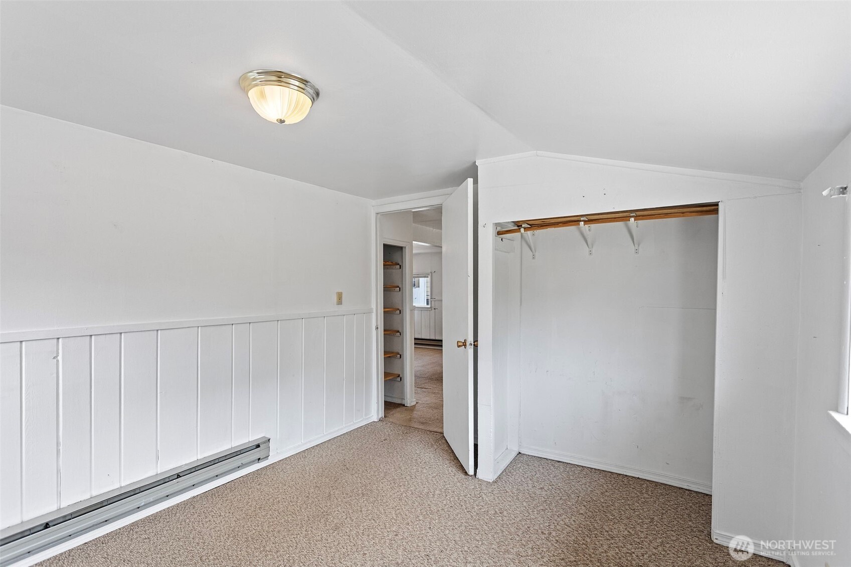 415 Broadway Avenue Property Photo 10