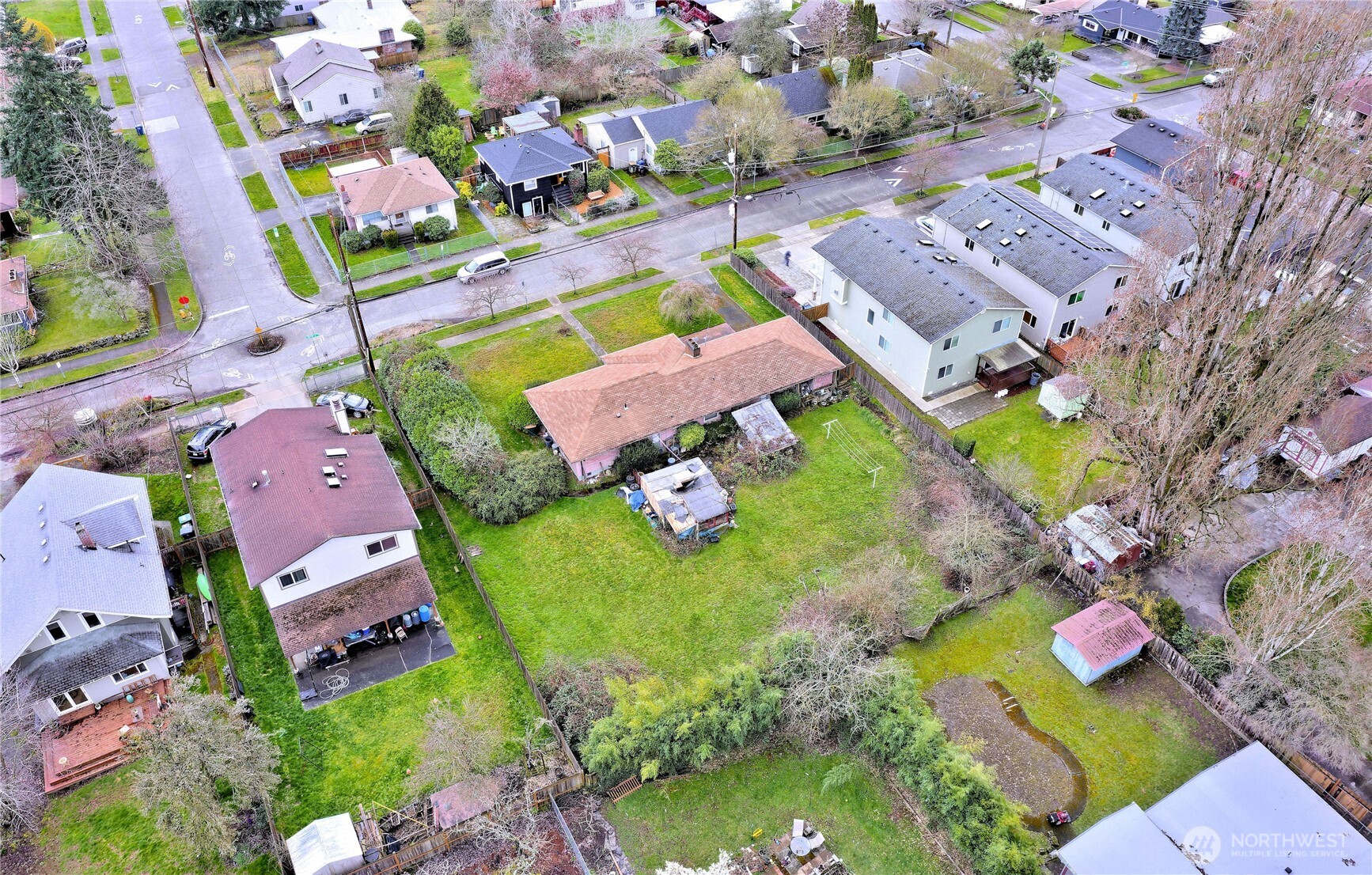 4422 S Myrtle Street Property Photo 4