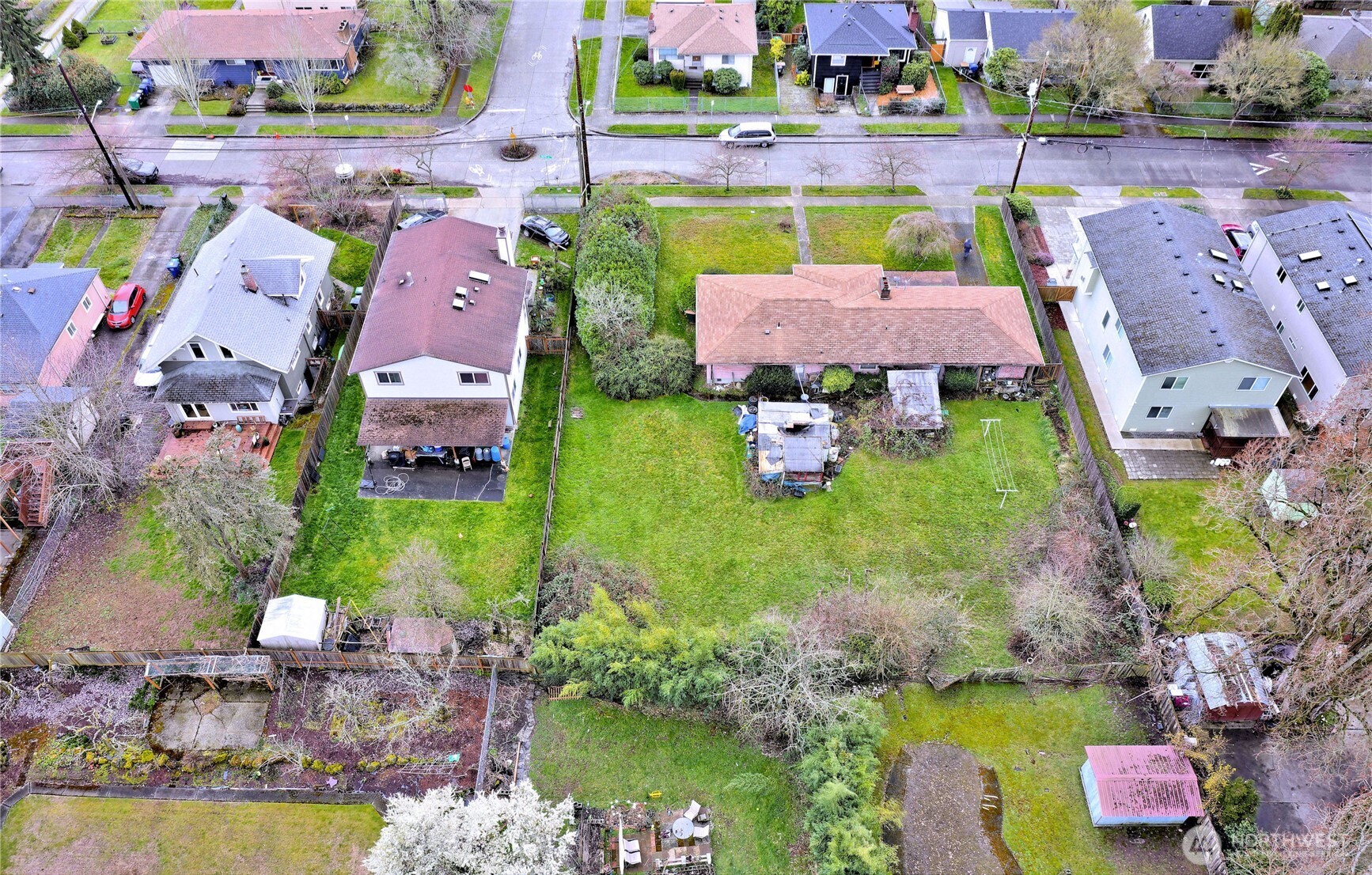 4422 S Myrtle Street Property Photo 5