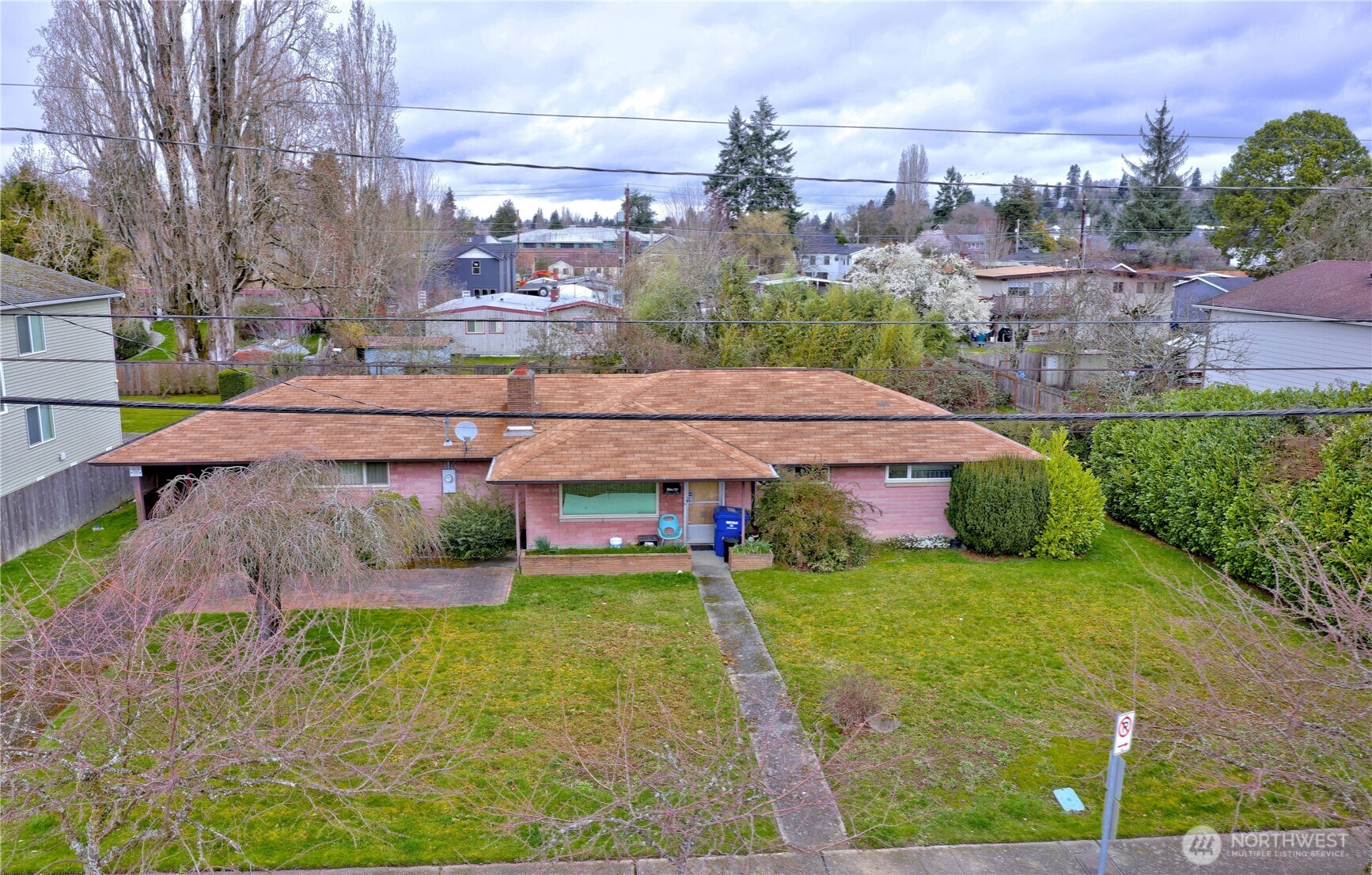 4422 S Myrtle Street Property Photo 9