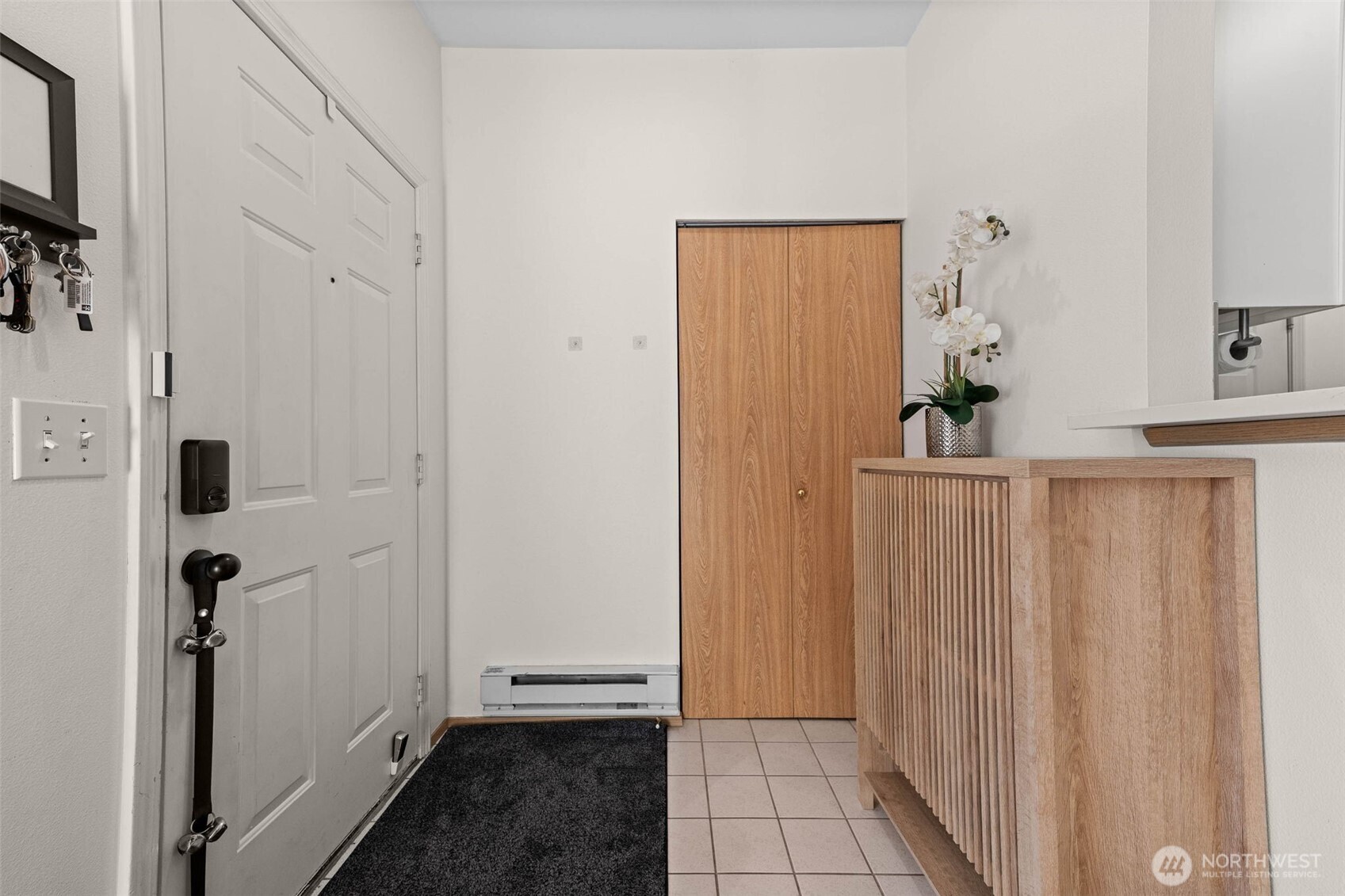 5801 S 232nd Place 6-6 Property Photo 2
