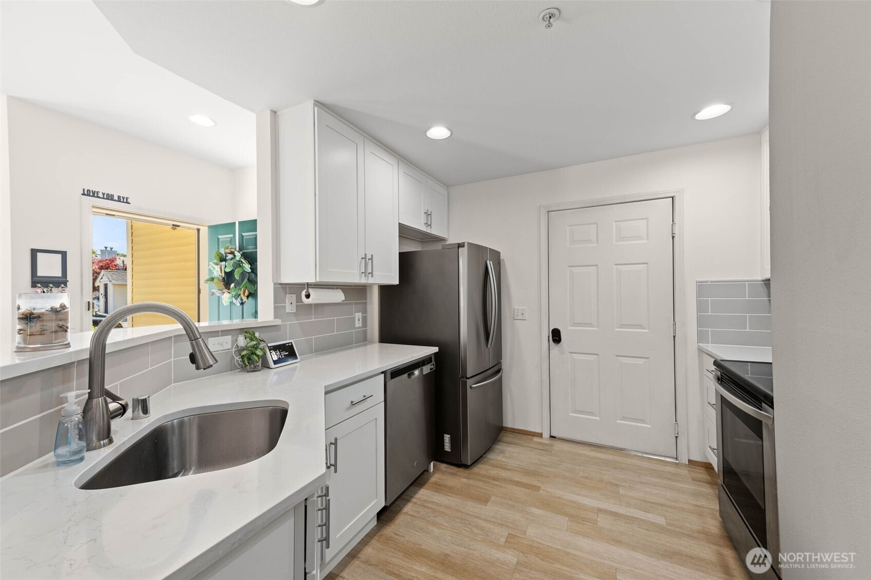 5801 S 232nd Place 6-6 Property Photo 13
