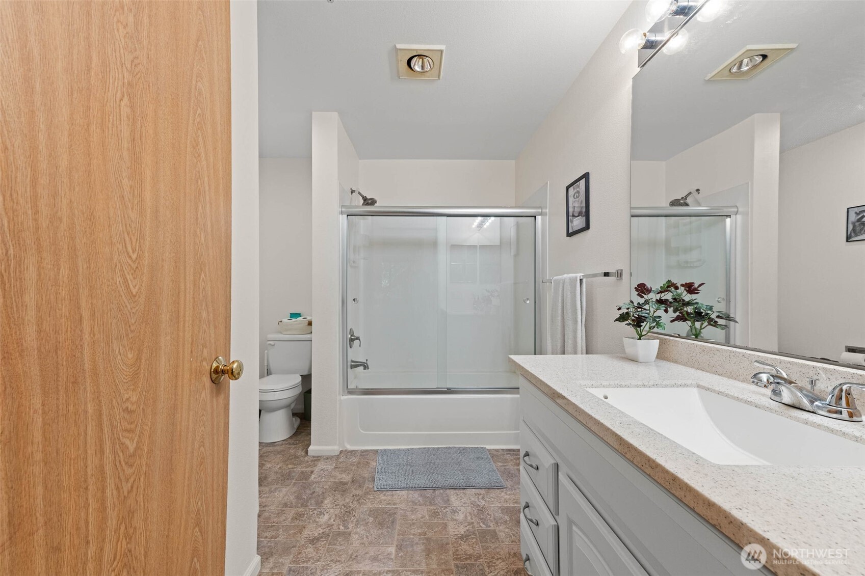 5801 S 232nd Place 6-6 Property Photo 15