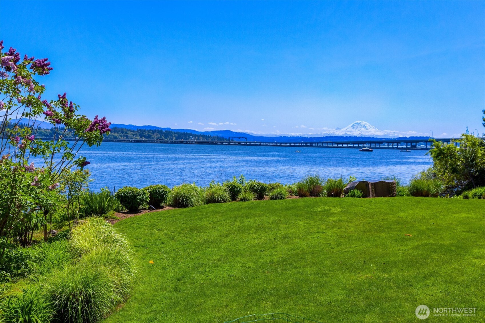 3038 E Laurelhurst Drive Property Photo 12