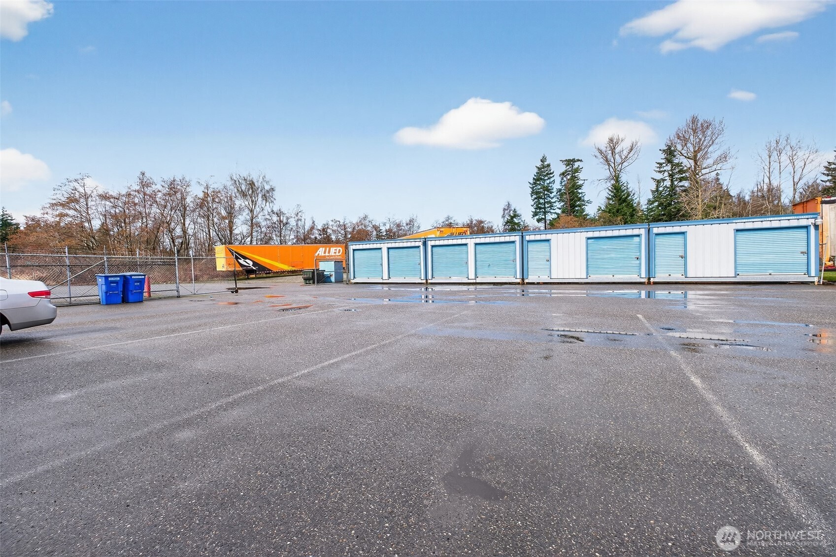 4350 Pacific Highway Property Photo 30