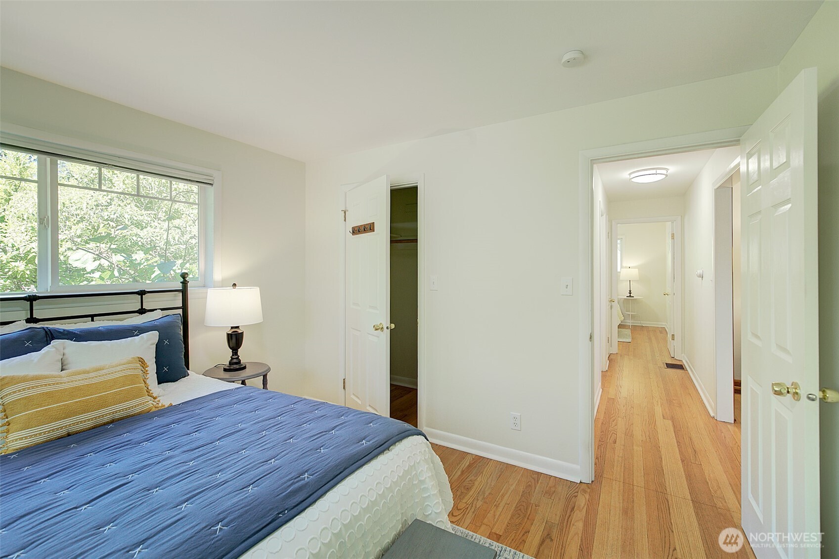 15524 Midvale Avenue Property Photo 10