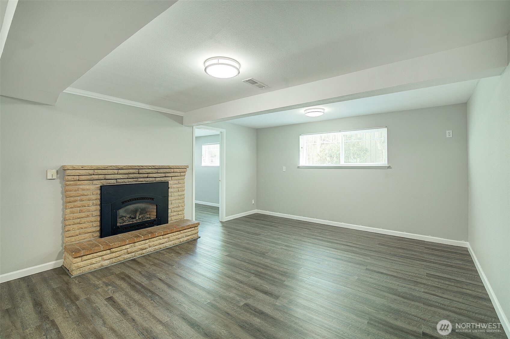 15524 Midvale Avenue Property Photo 13