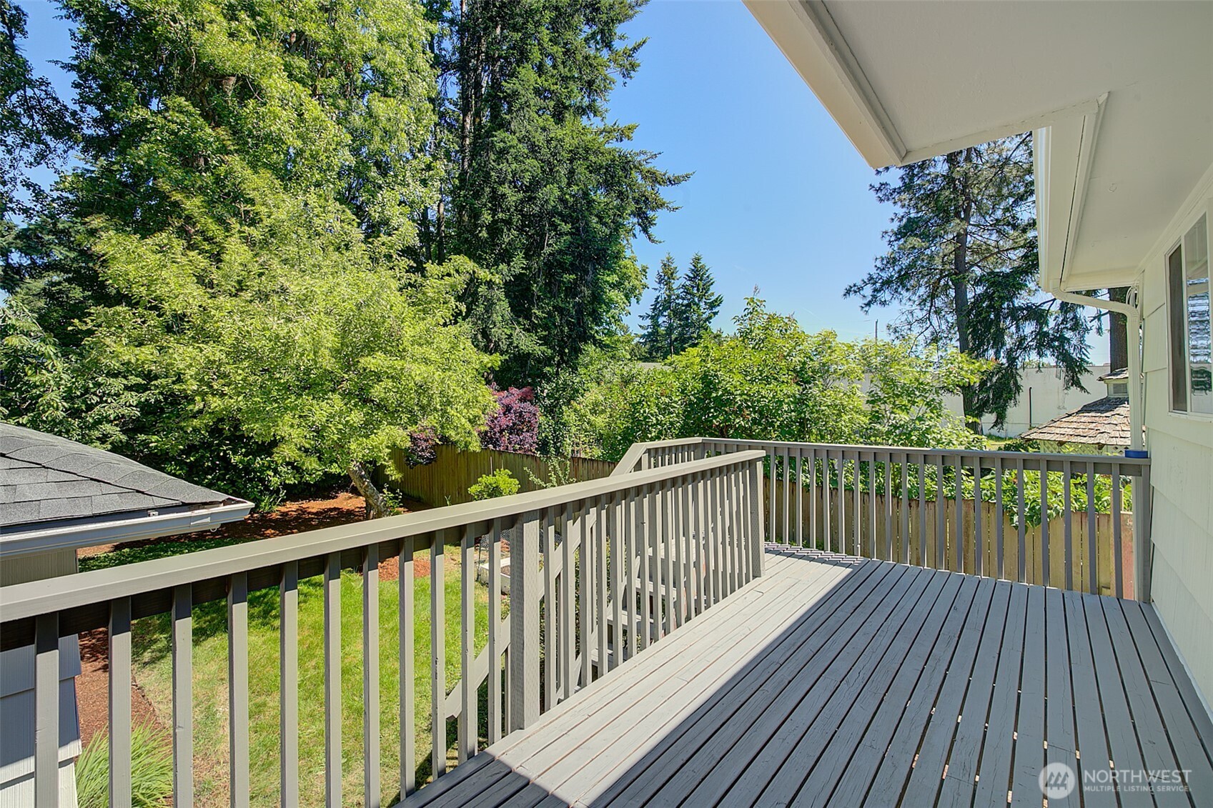 15524 Midvale Avenue Property Photo 19