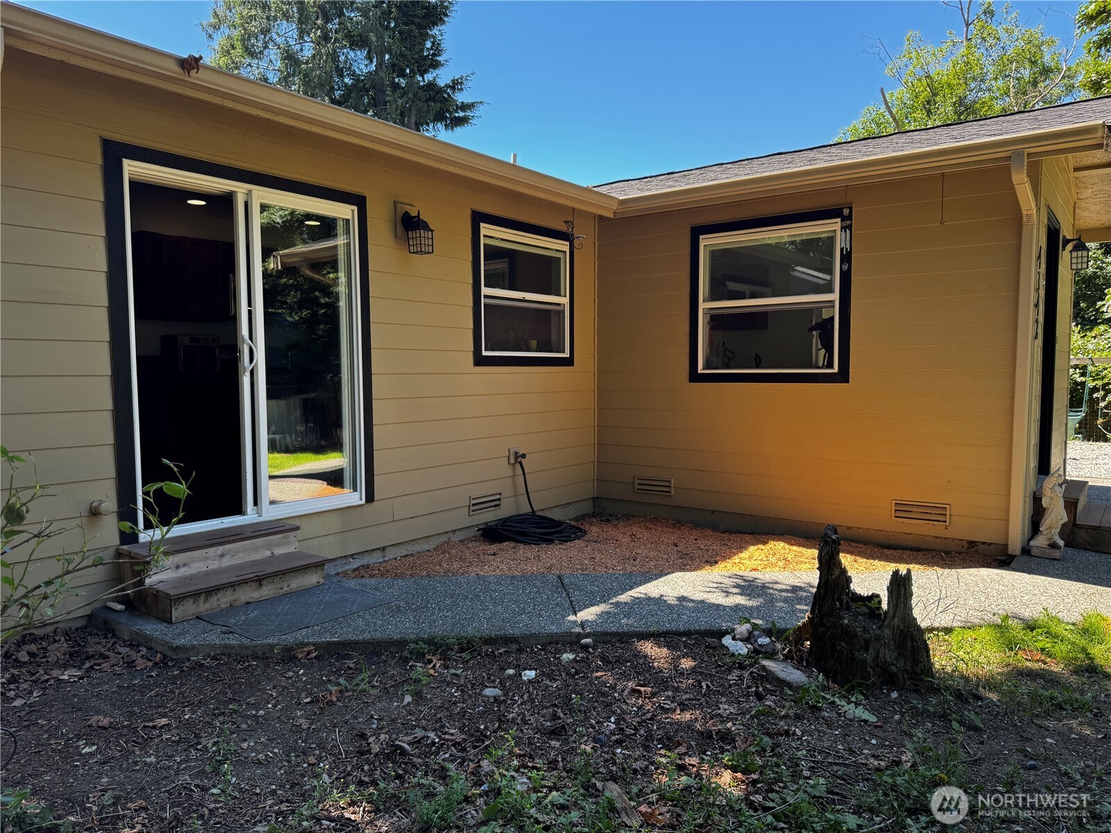 4342 Herring Street Property Photo 2