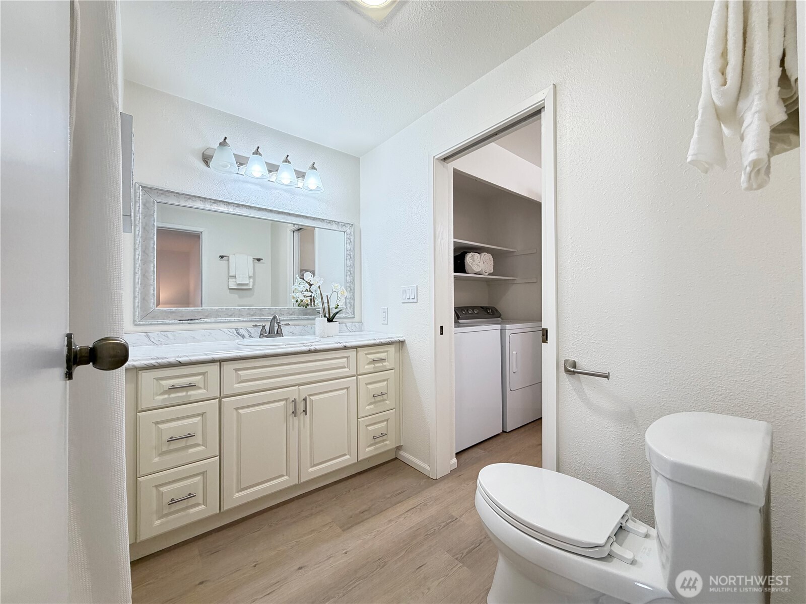 1626 Grant Avenue E101 Property Photo 11