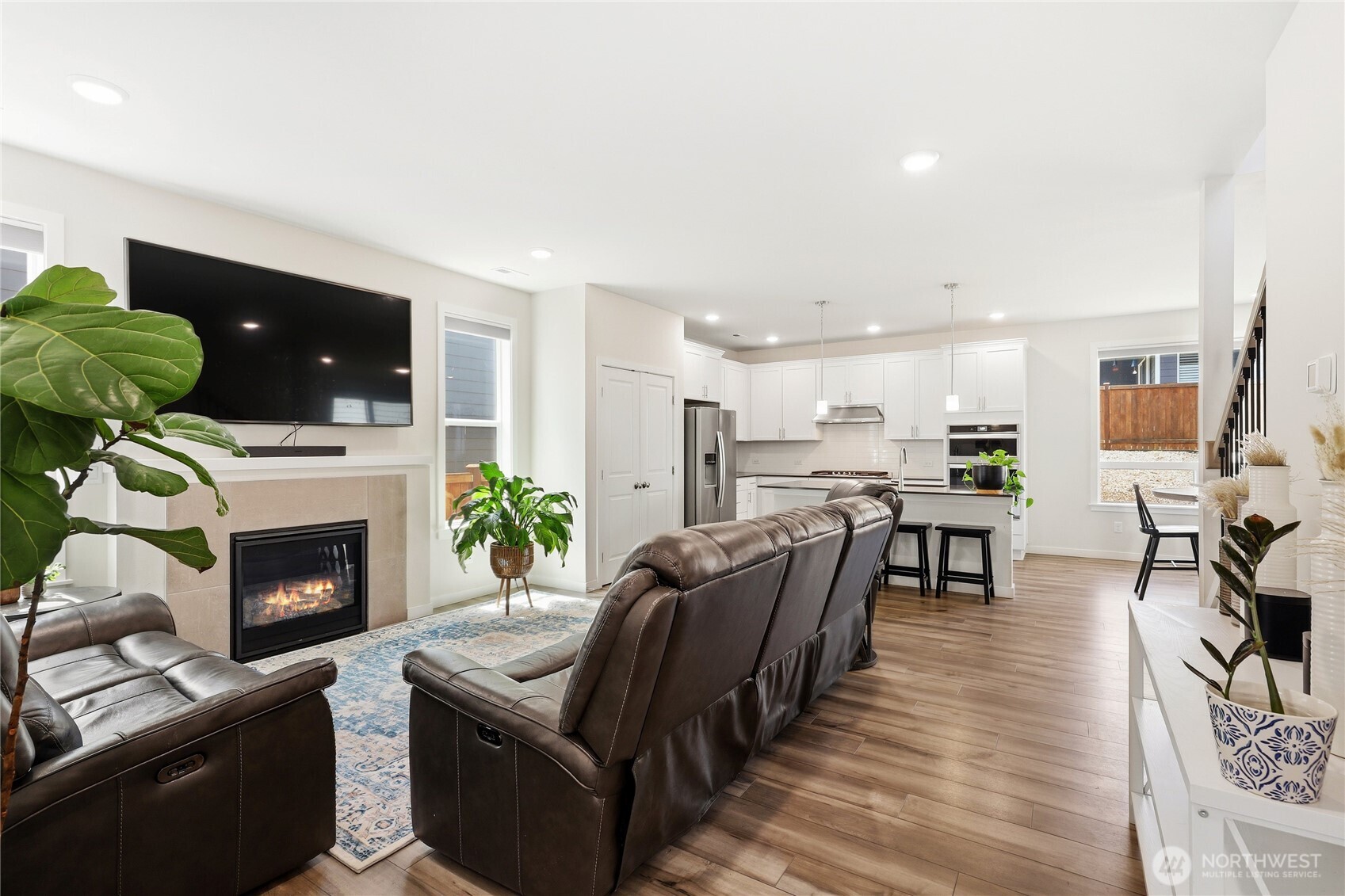 1797 Ashby Avenue Property Photo 3