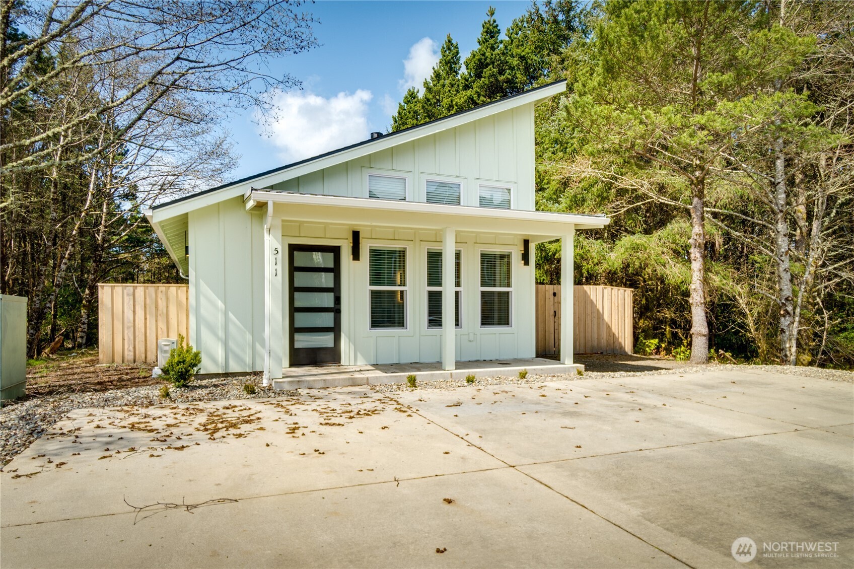 511 Ocean Beach Boulevard Property Photo 1