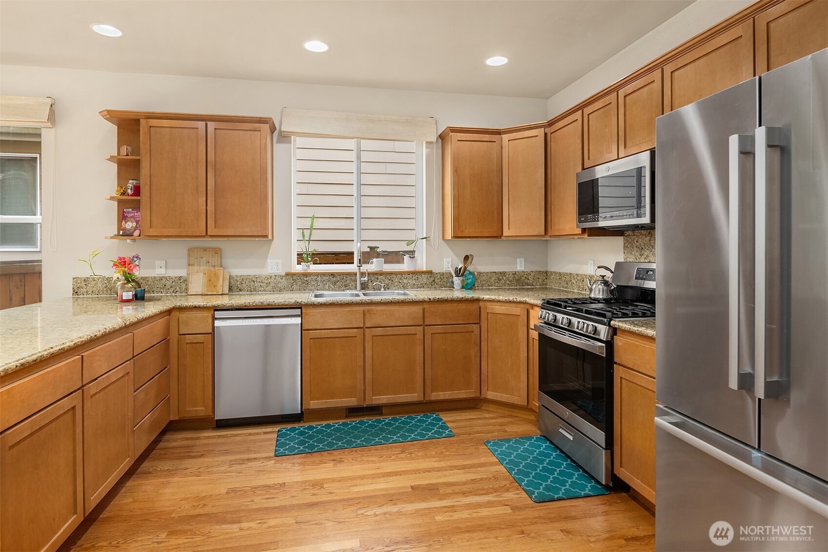 18430 42nd Avenue Property Photo 8