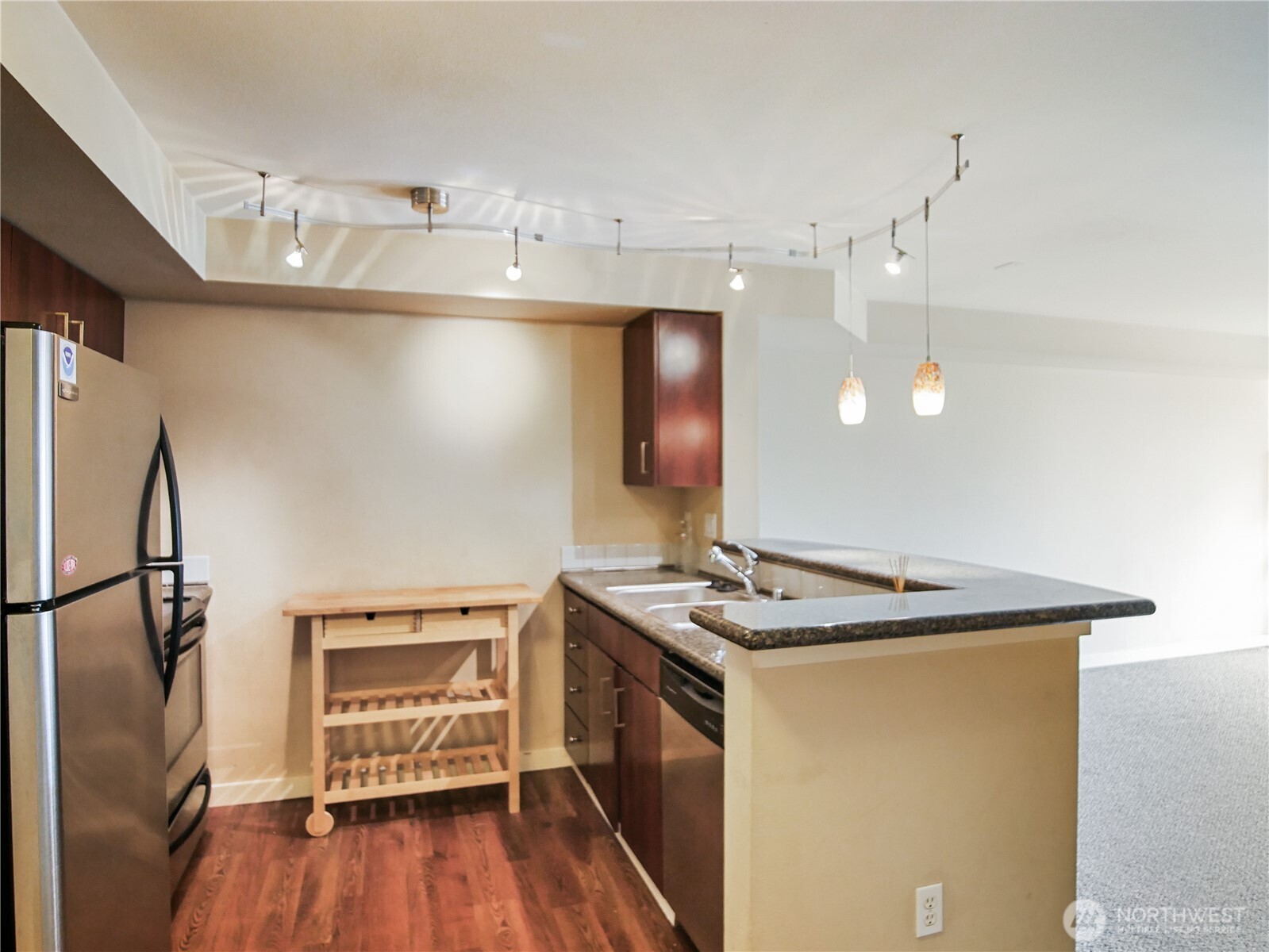 108 5th Avenue 504 Property Photo 3