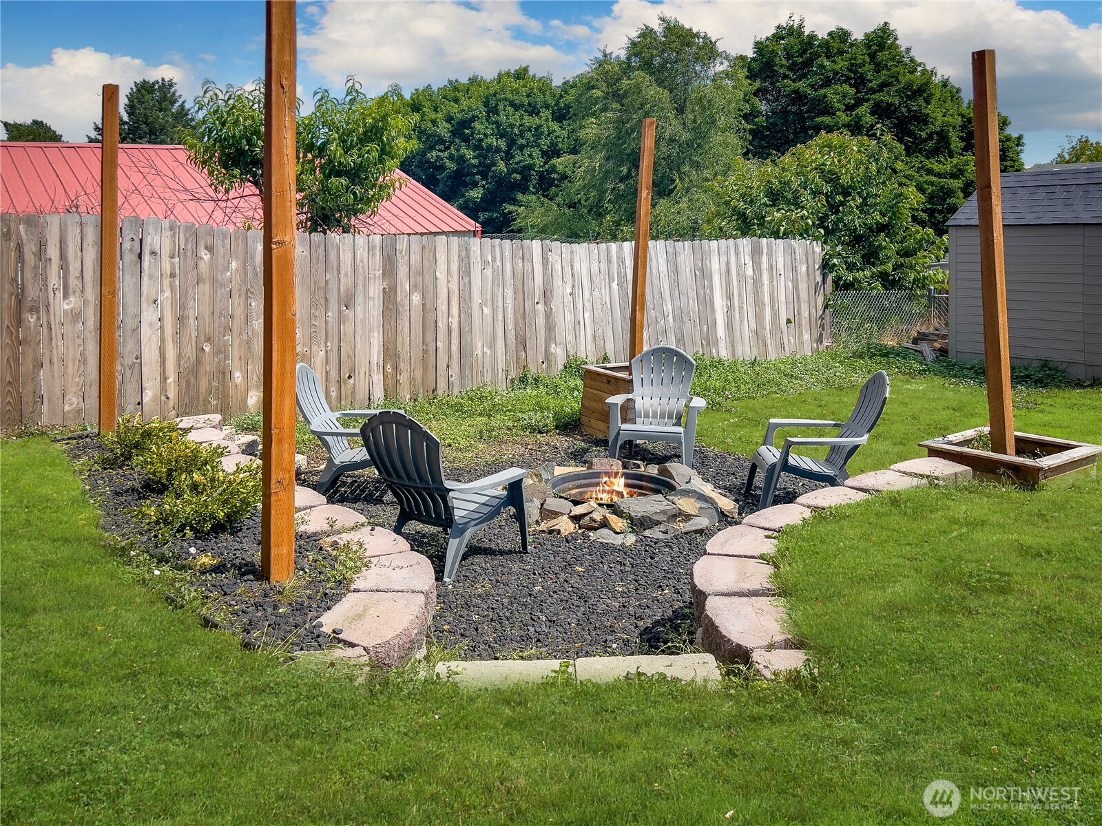 321 Nw Harrison Street Property Photo 19