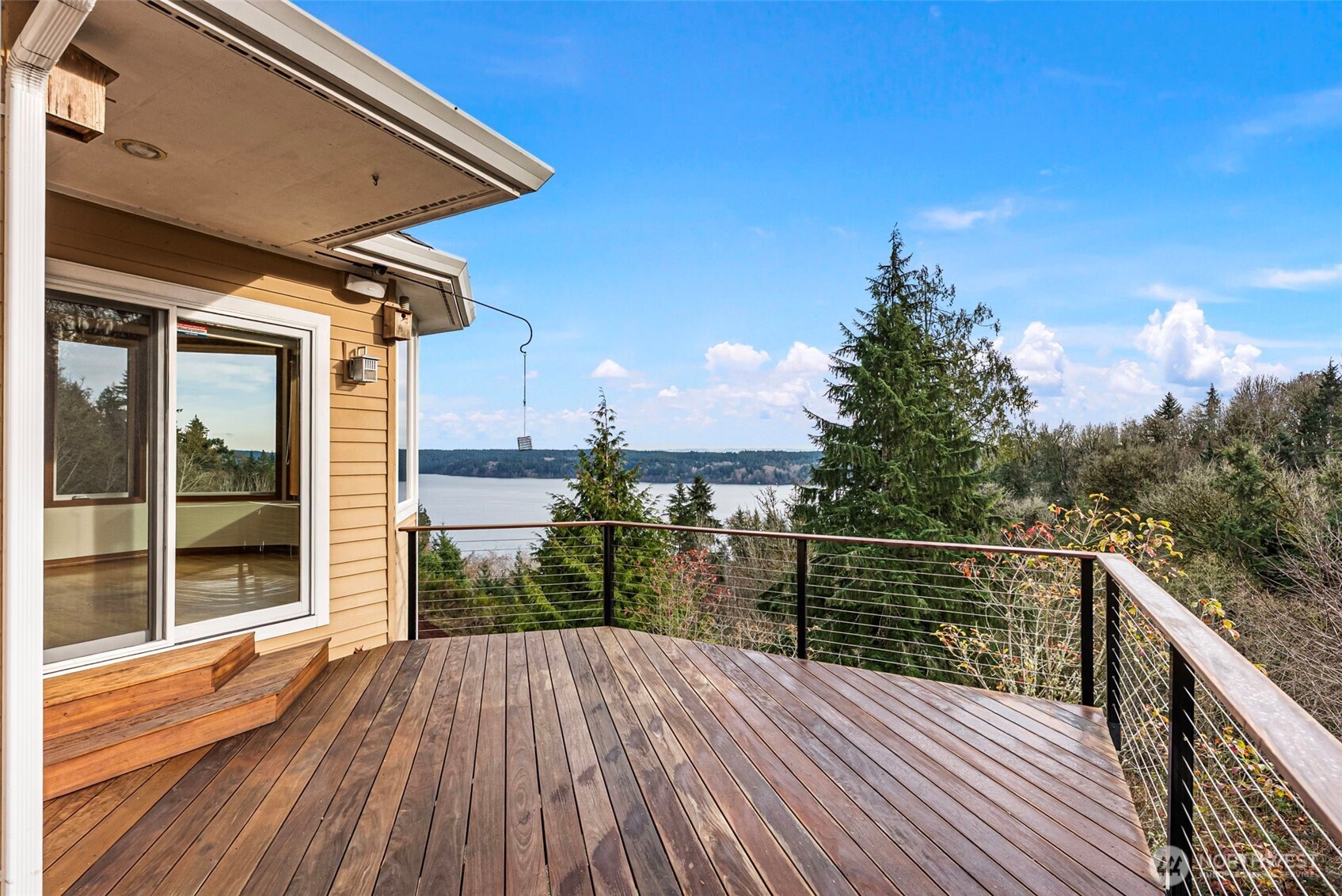 14815 14th Avenue Property Photo 9