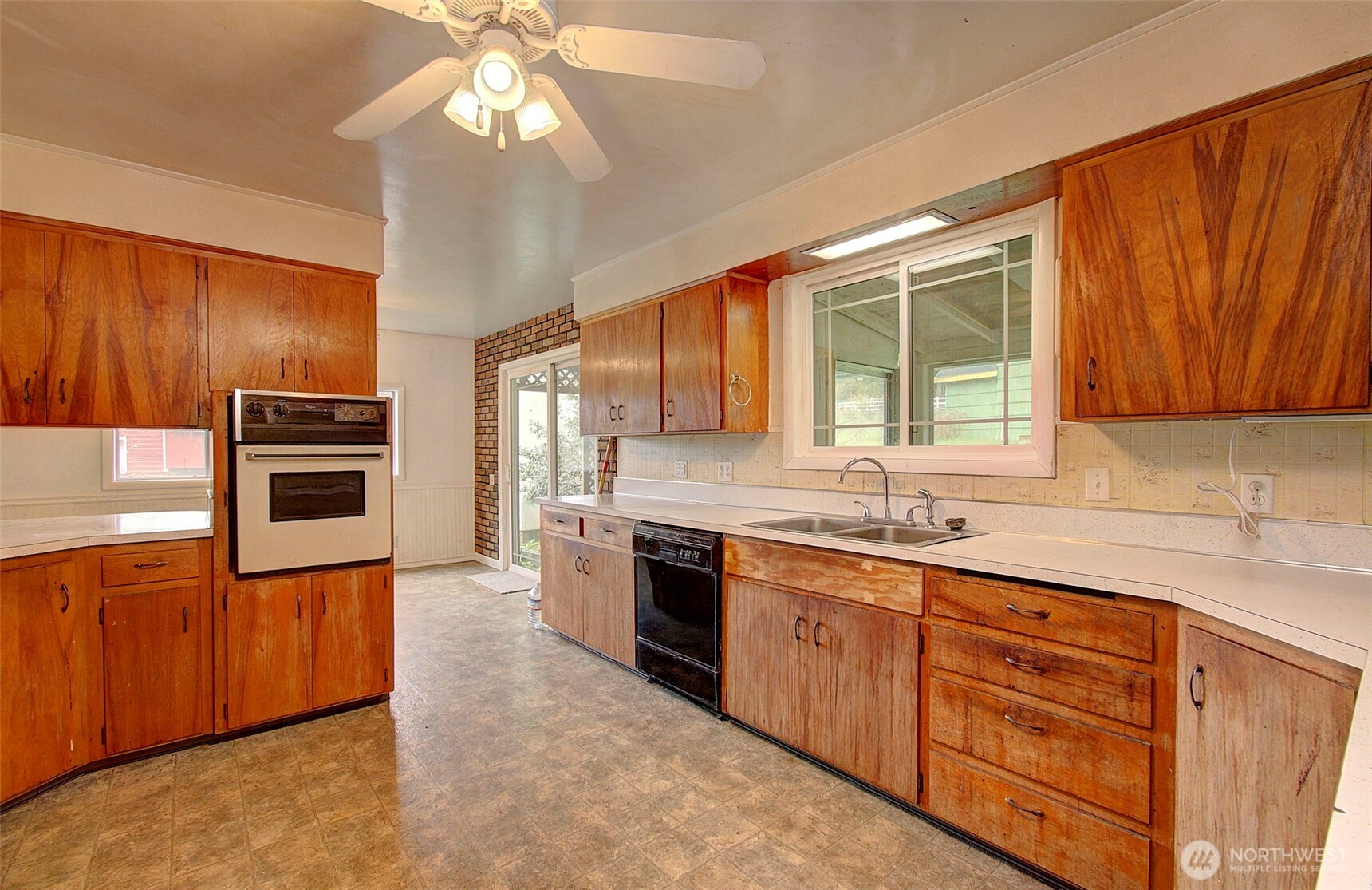 23570 Beaver Falls Road Property Photo 14