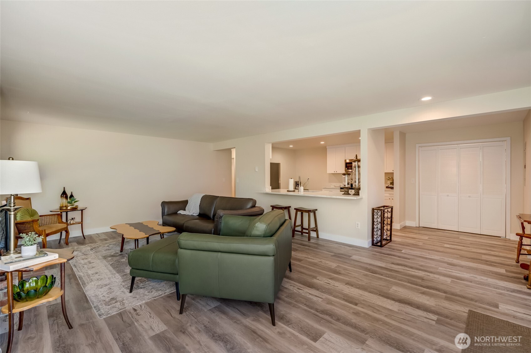 6015 Dexter Avenue A/b Property Photo 23