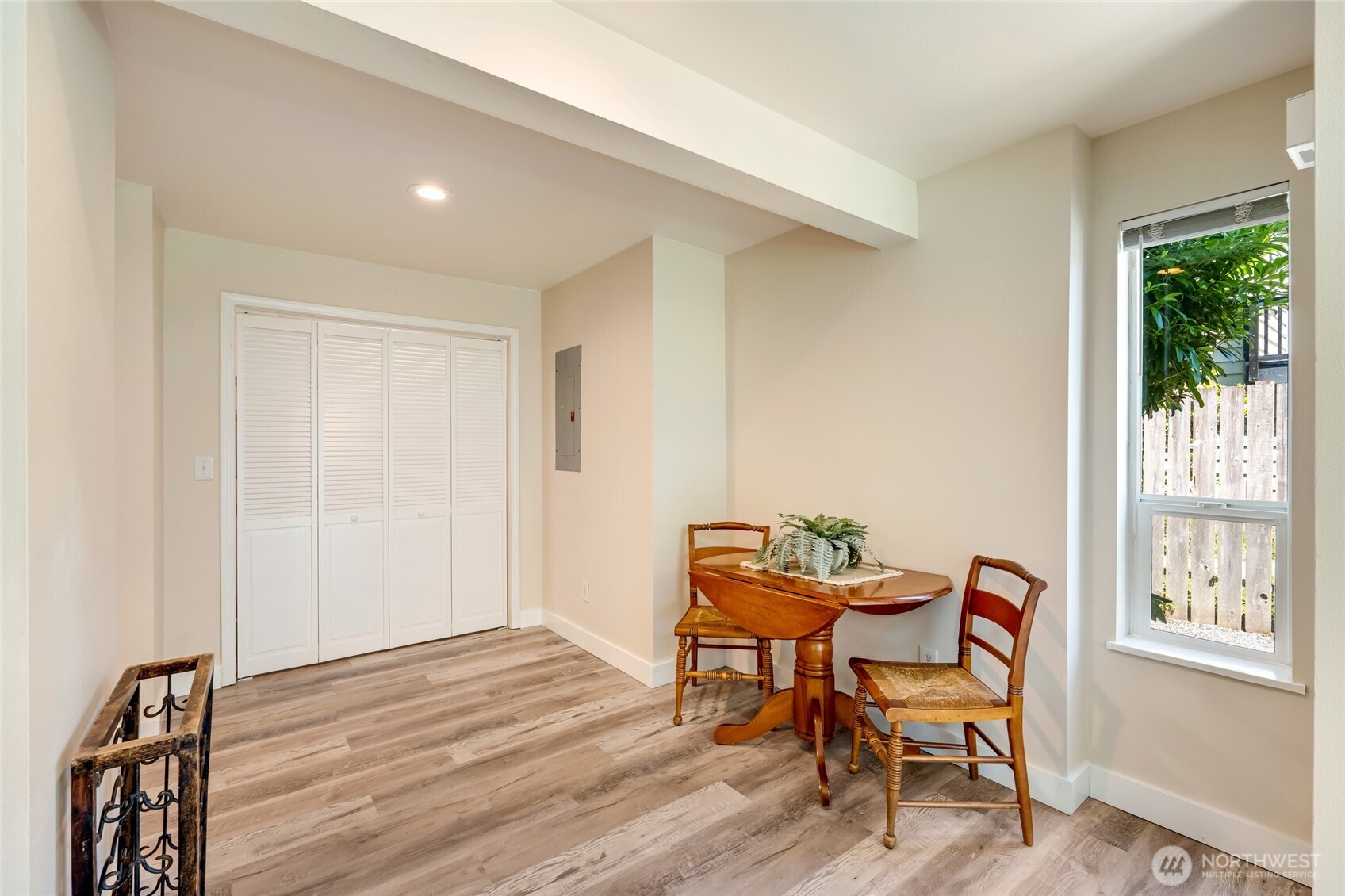 6015 Dexter Avenue A/b Property Photo 26