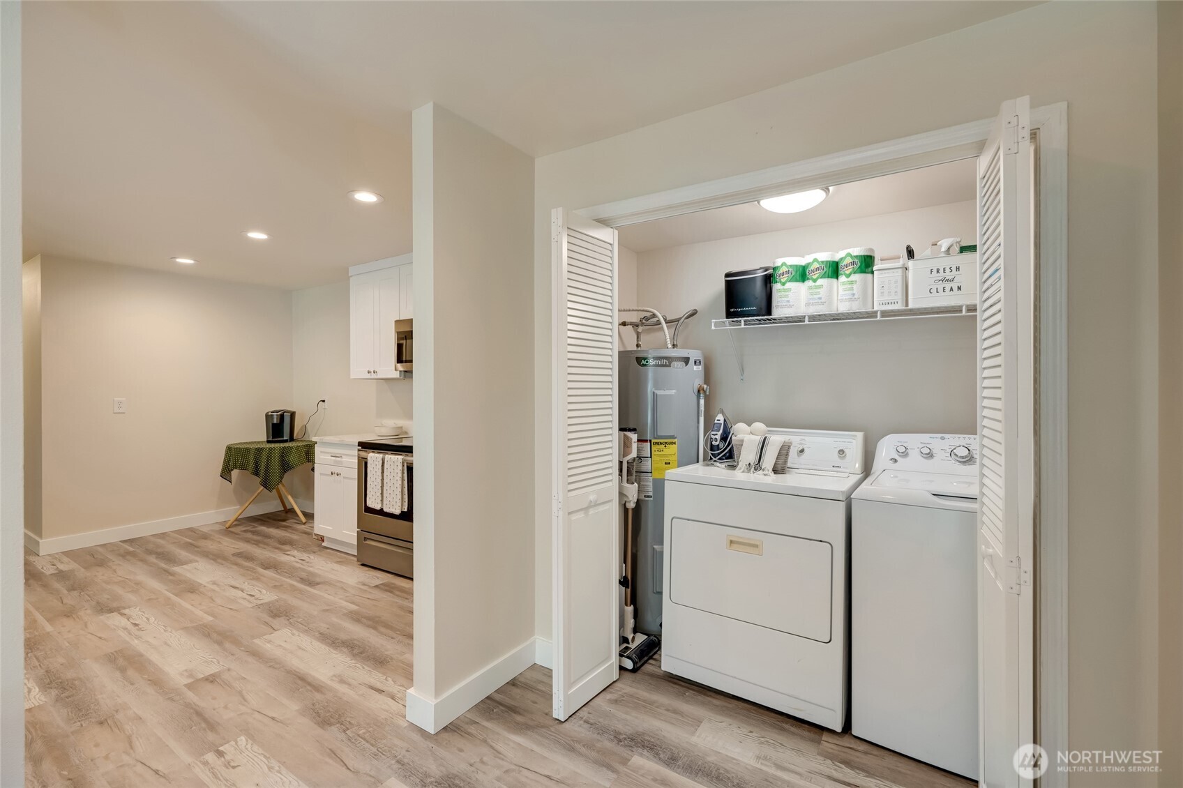6015 Dexter Avenue A/b Property Photo 27