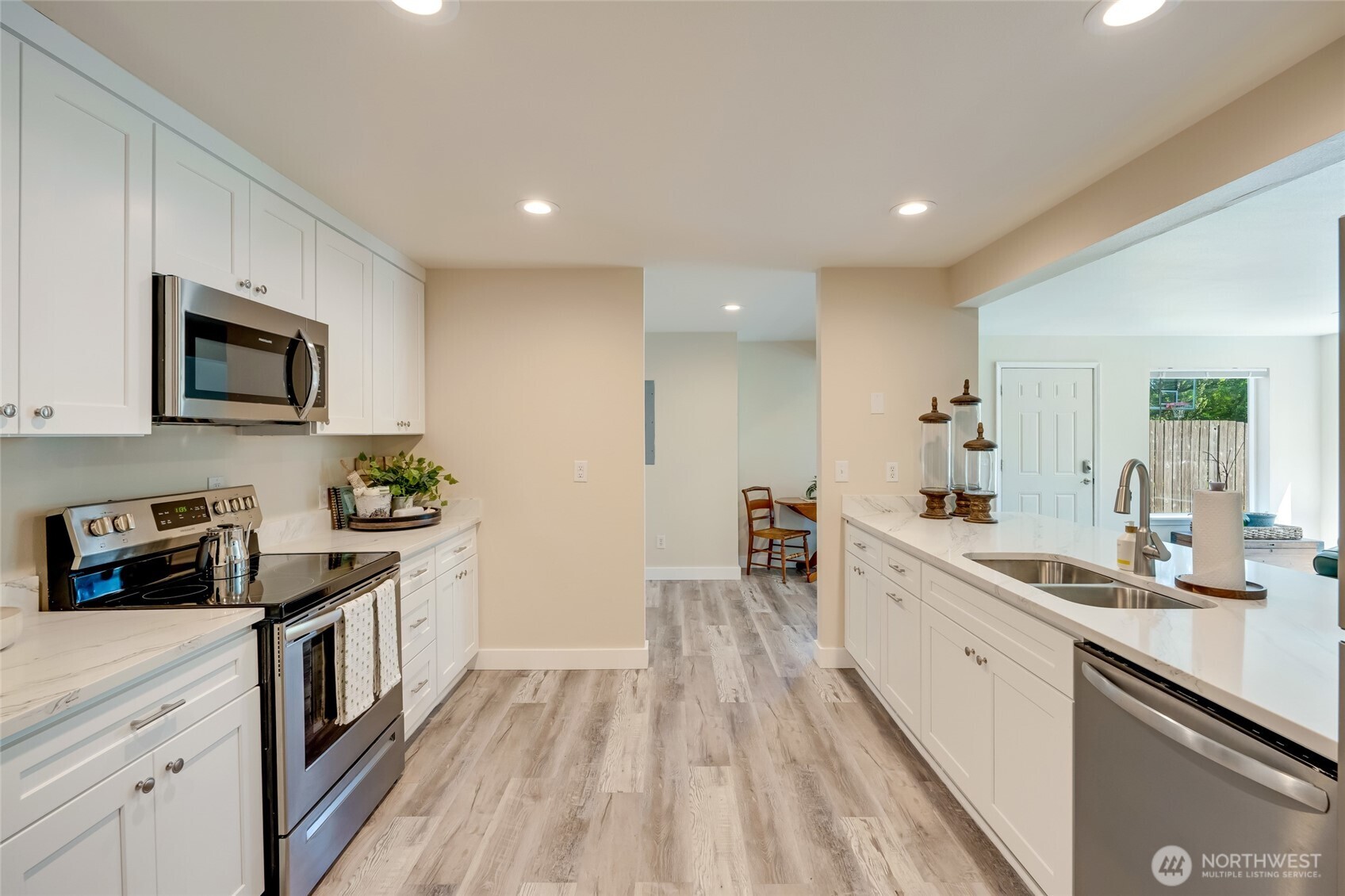 6015 Dexter Avenue A/b Property Photo 29