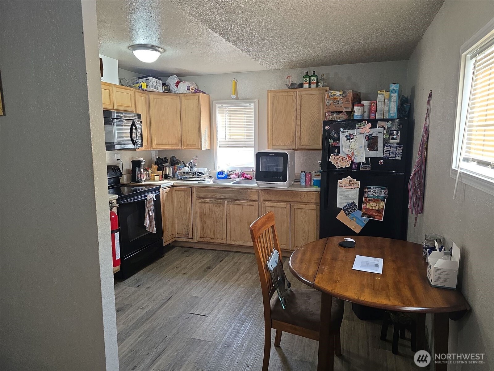 4016 Sandy Street Property Photo 3