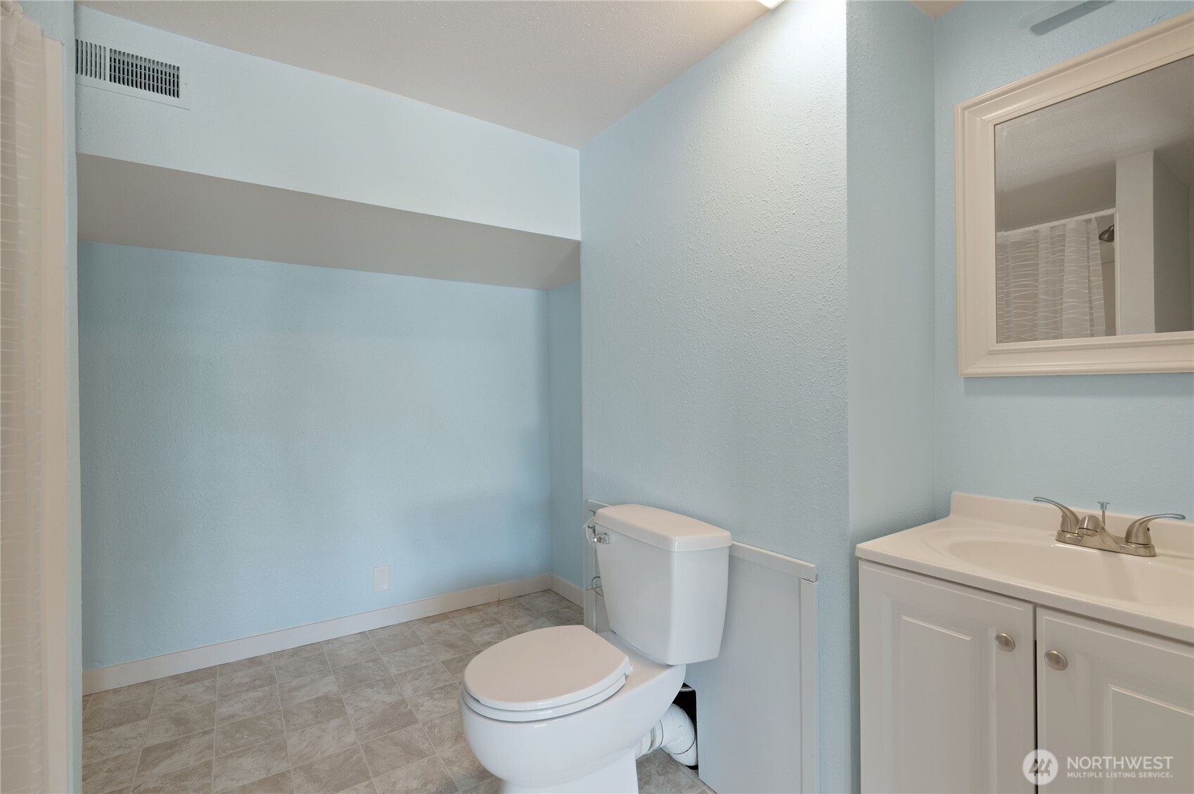 51 E Sinclair Place Property Photo 32