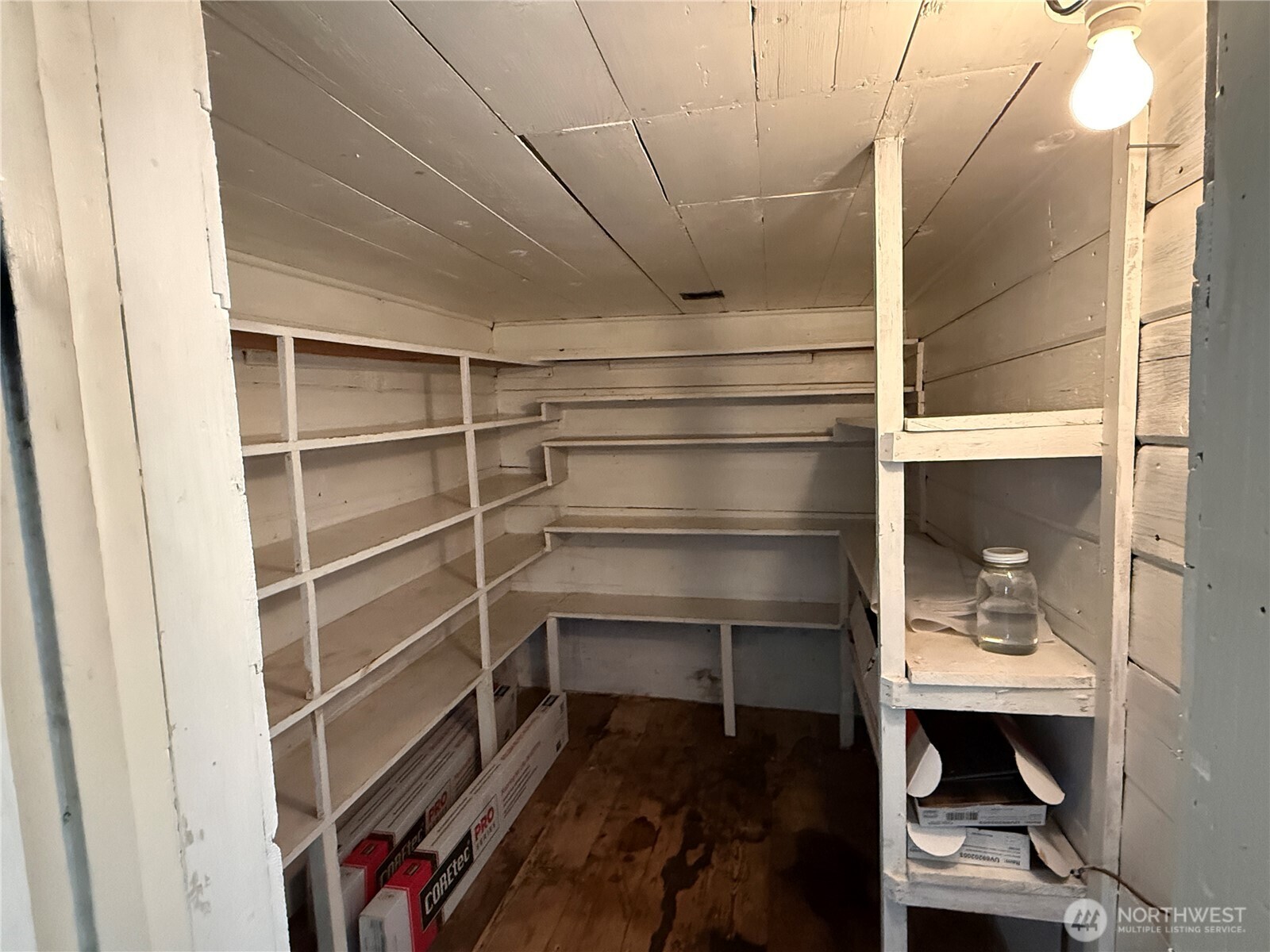 416 E Spring Street Property Photo 21