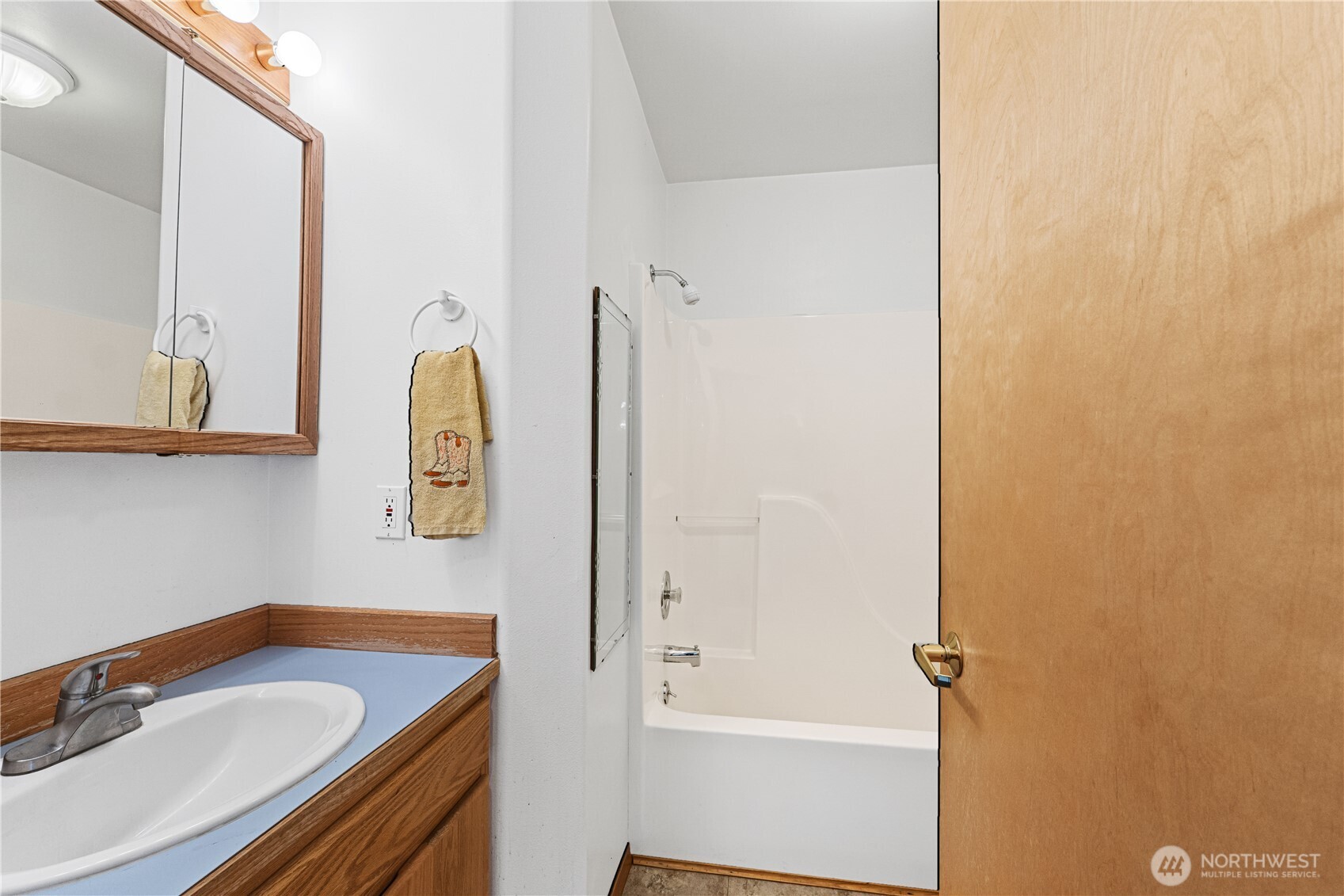 81 Curlew Drive Property Photo 16