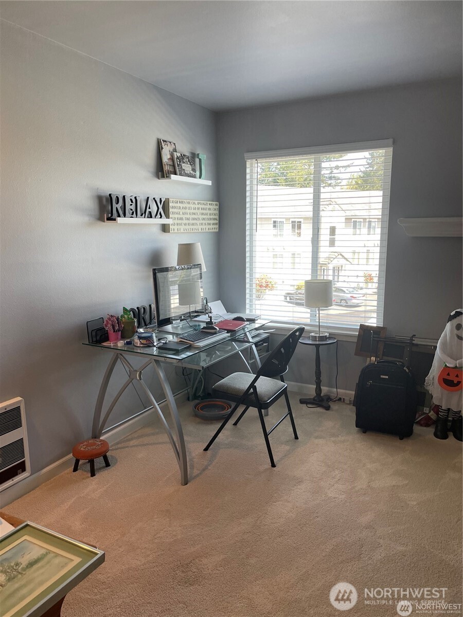 625 N Jackson Avenue B36 Property Photo 19