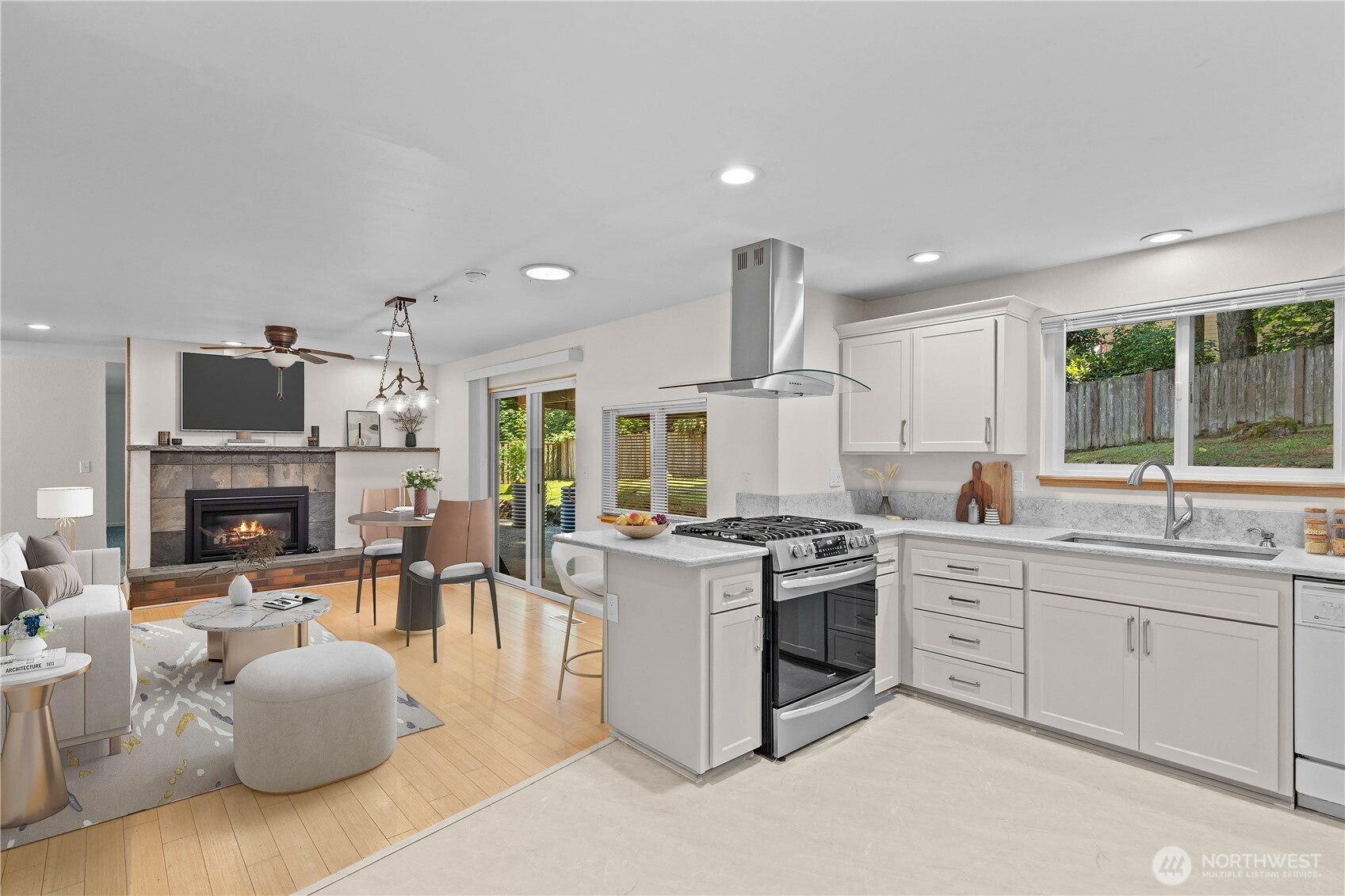 6712 53rd Street Property Photo 3