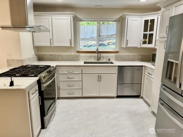 6712 53rd Street Property Photo 4